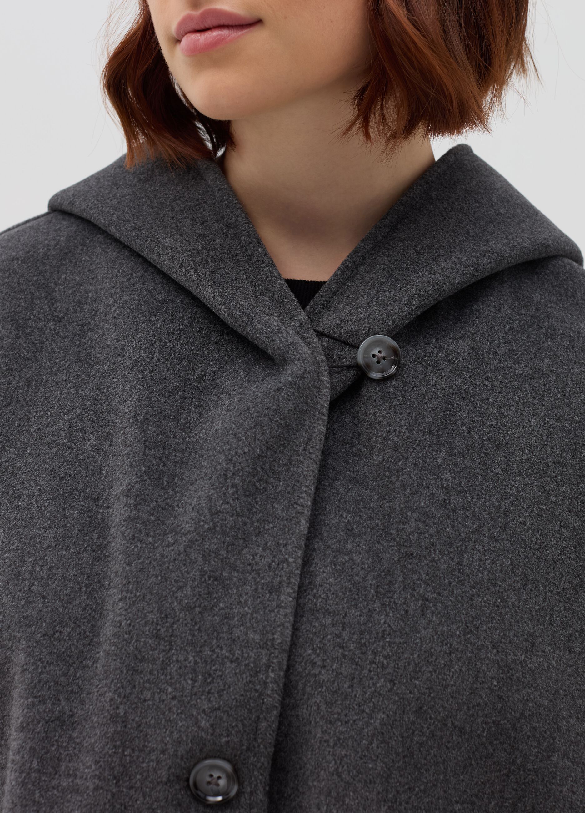 Curvy coat with hood