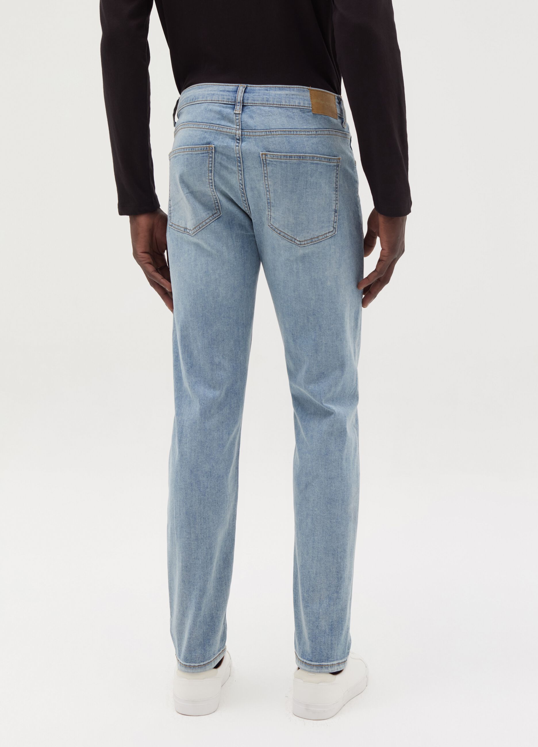 Slim-fit stretch jeans with five pockets