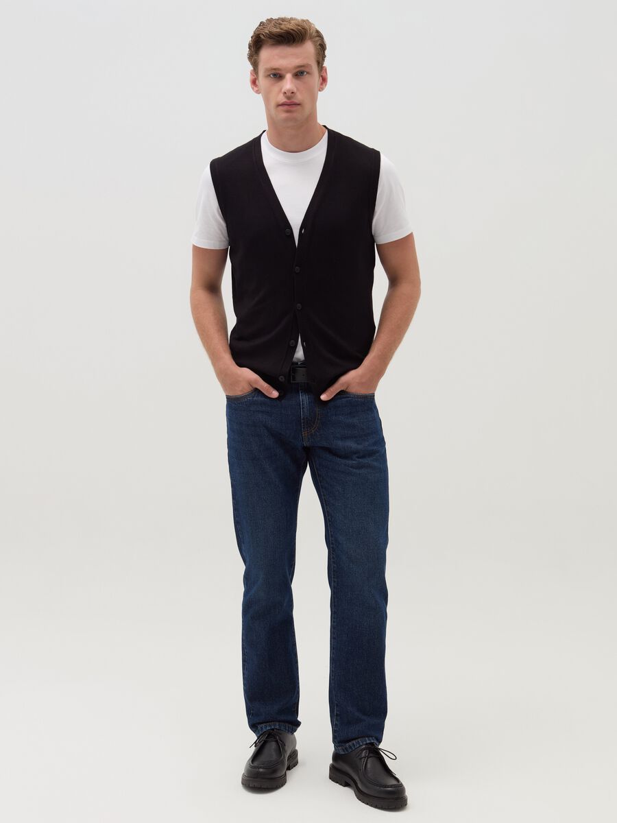 Gilet with V neck_1