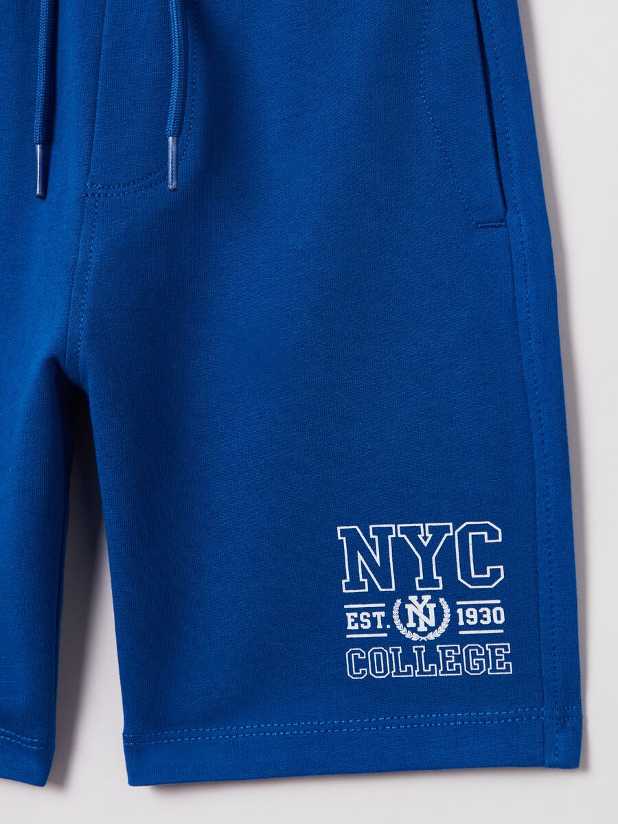 Bermuda joggers with college print_2