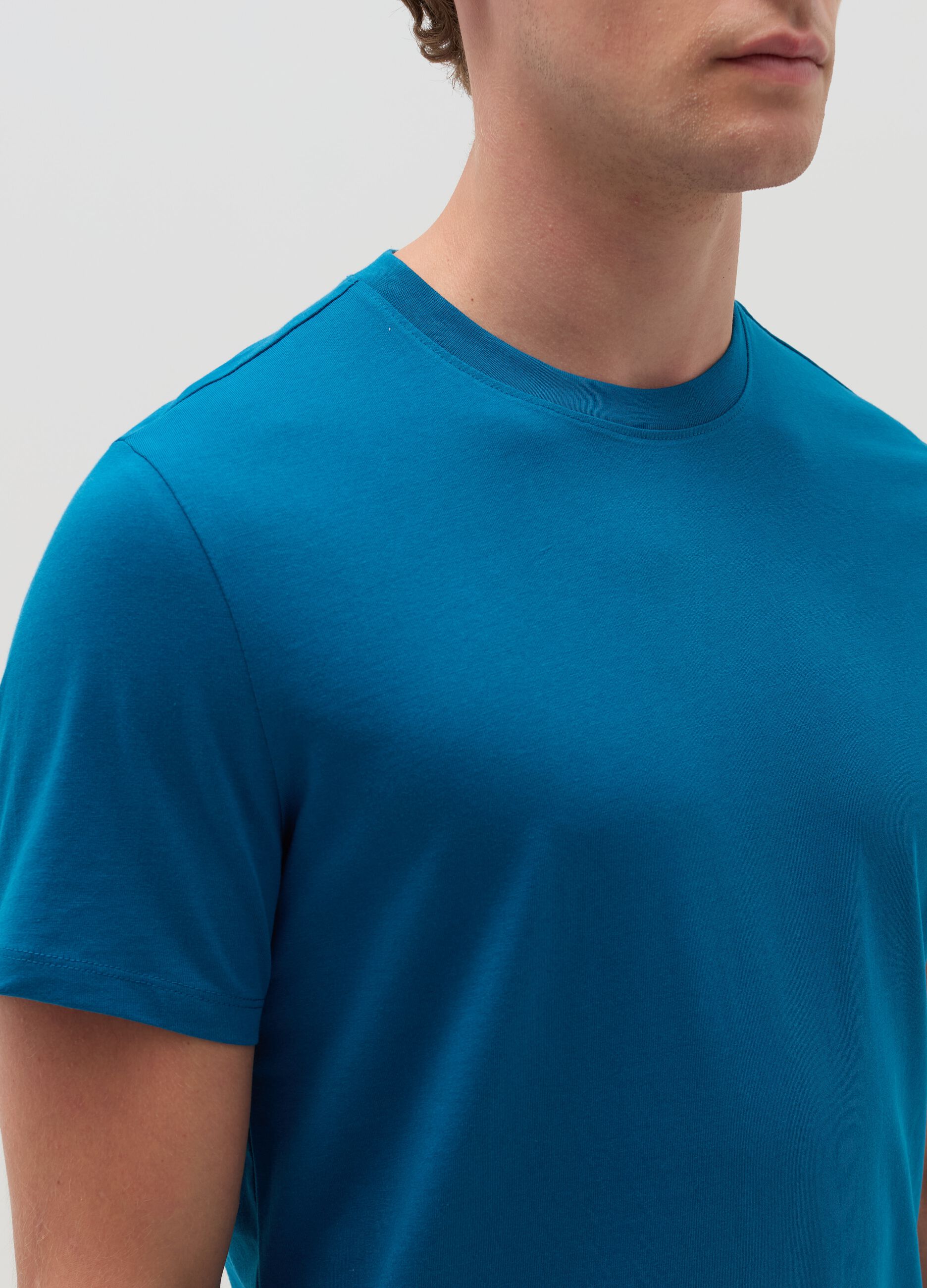 Cotton T-shirt with round neck