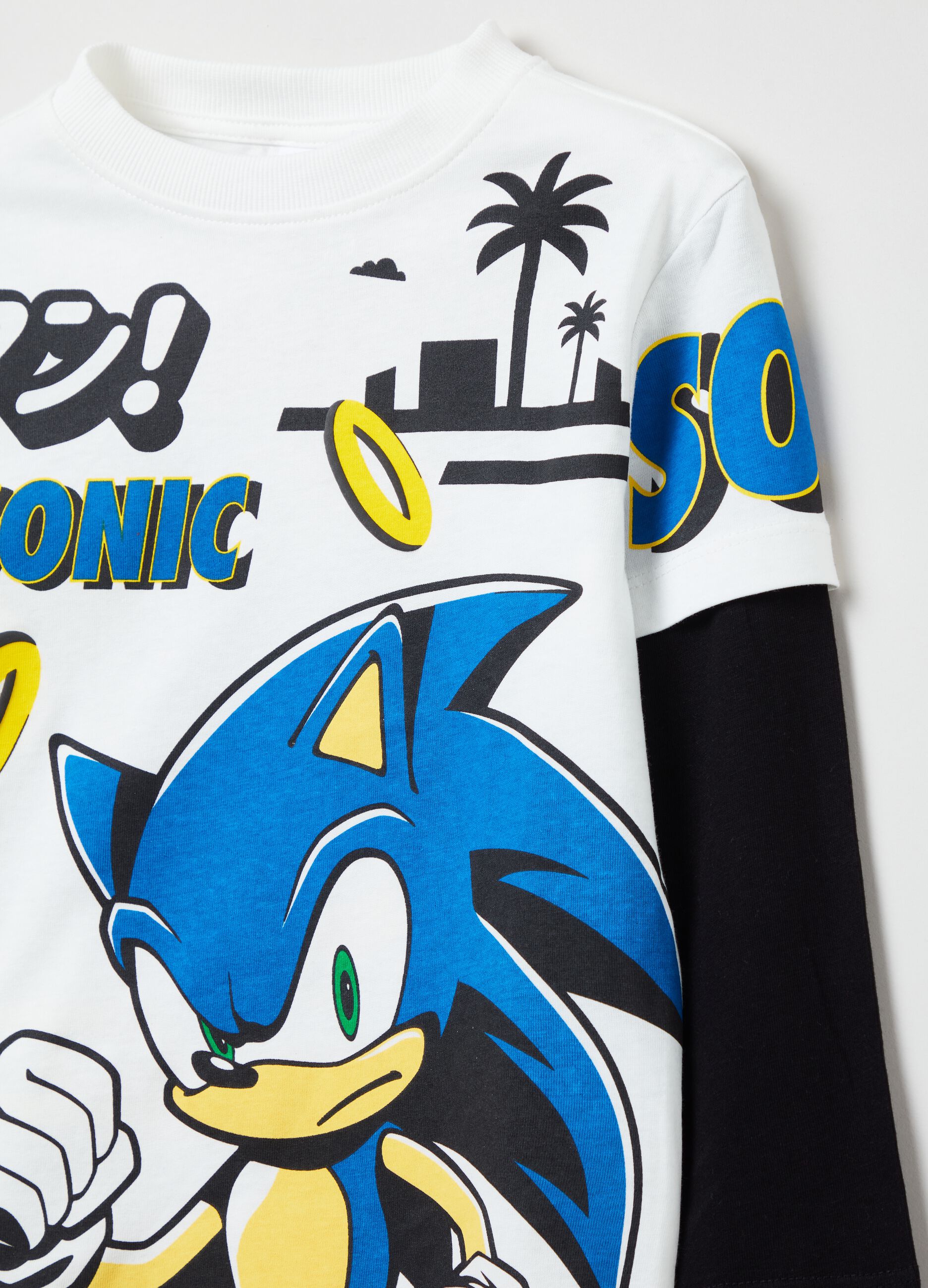 T-shirt with long sleeves and Sonic print