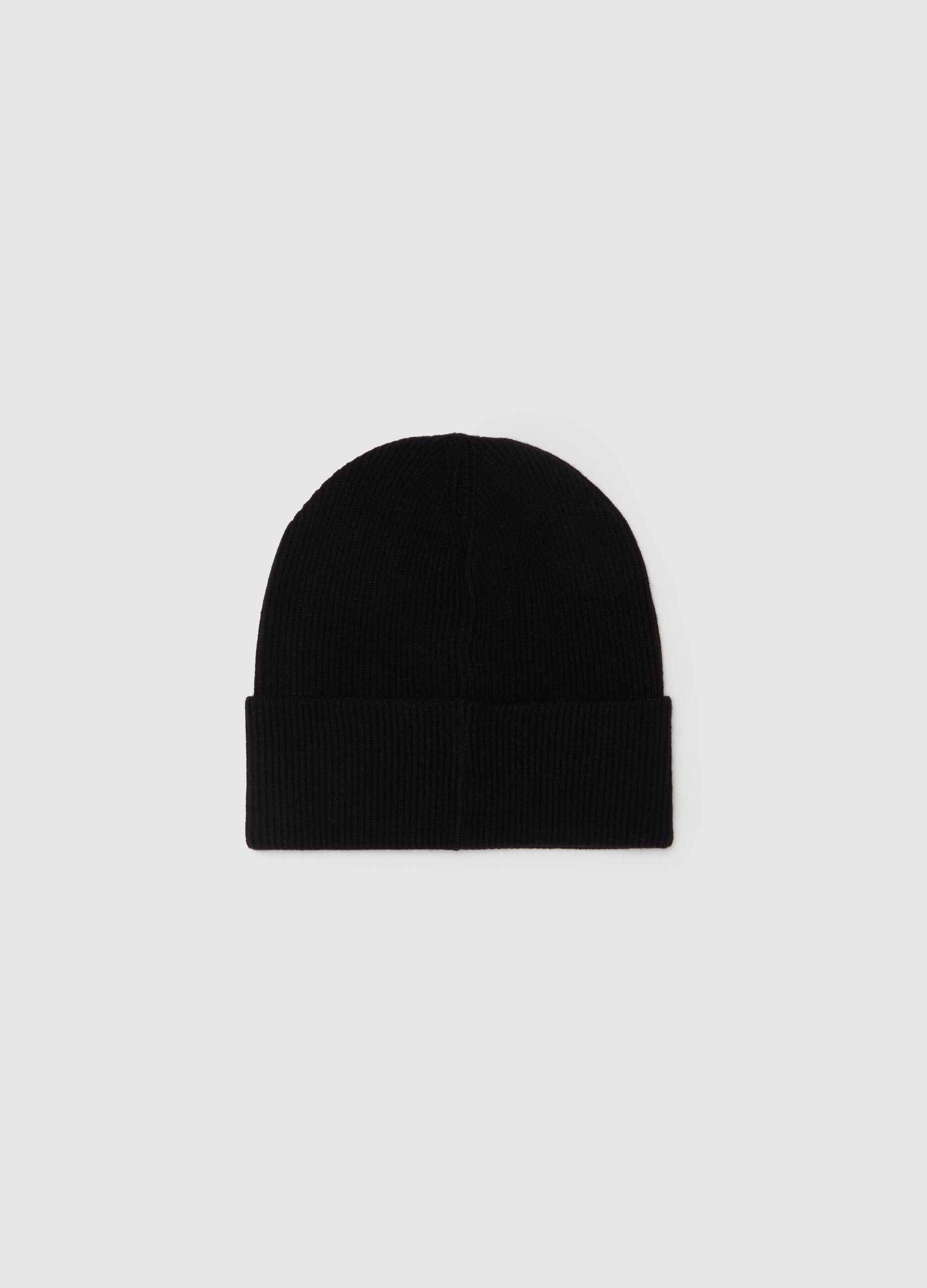 Essential ribbed hat with fold