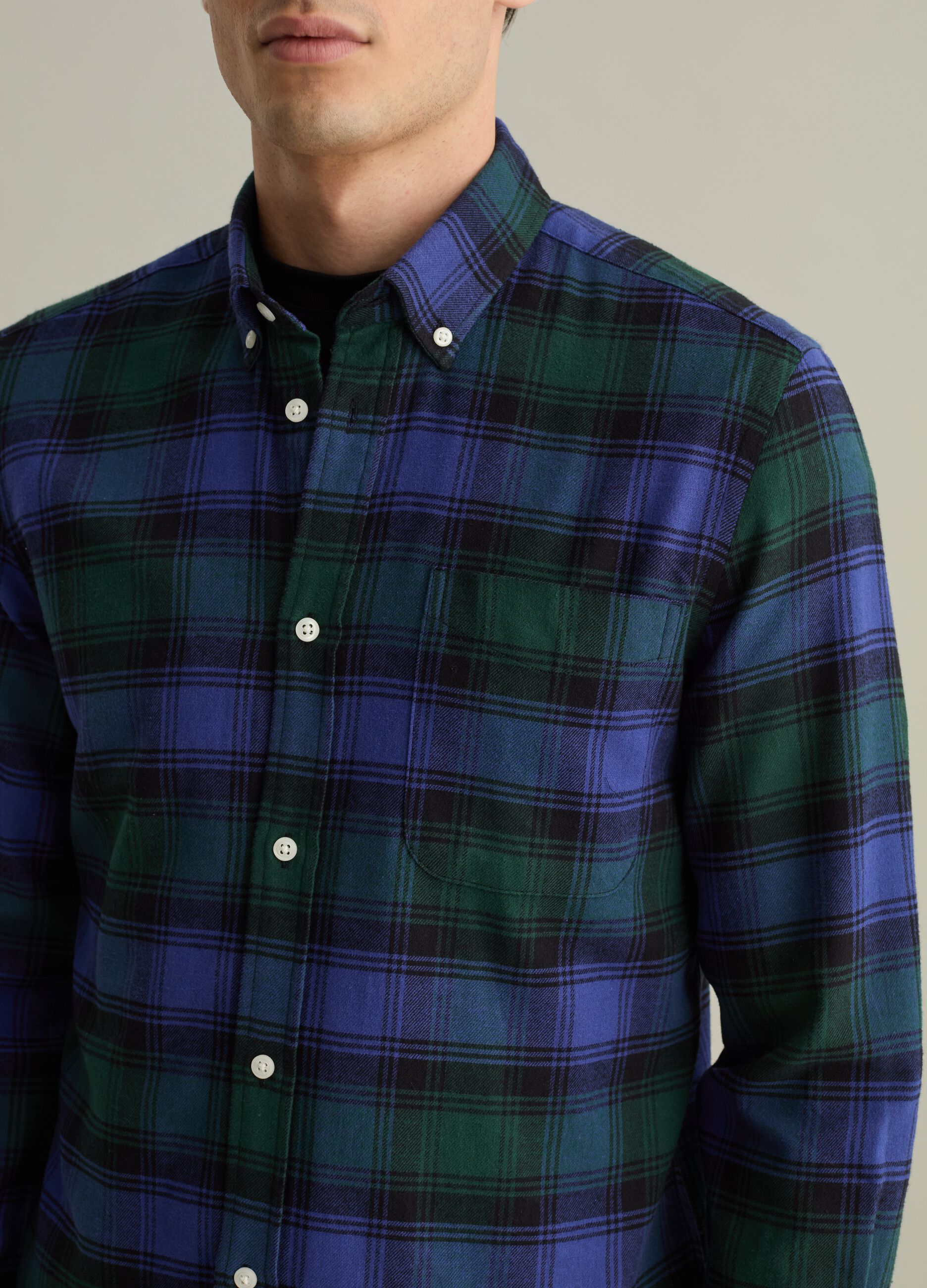 Flannel shirt with check pattern and button-down collar