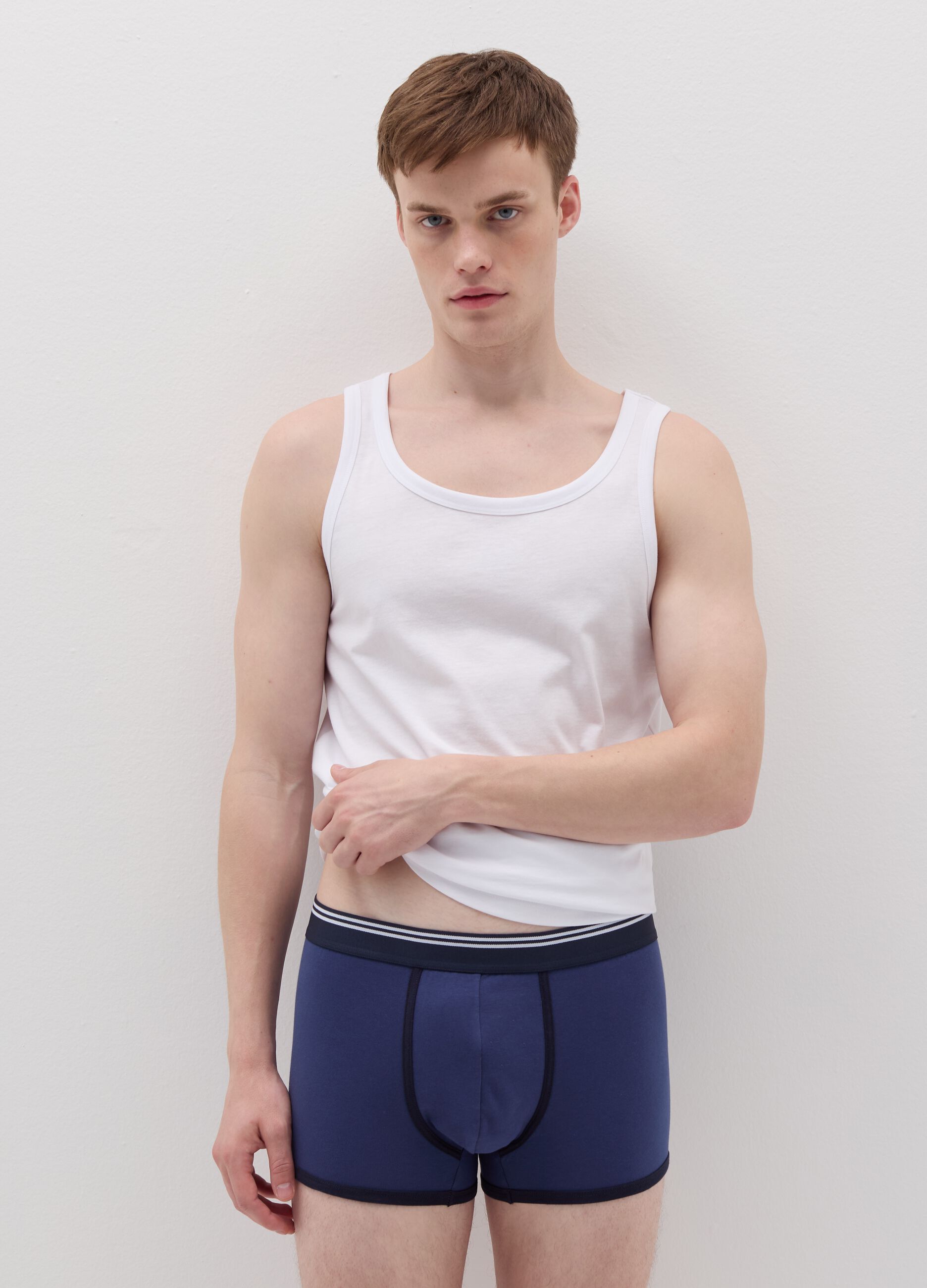 Boxer shorts with contrasting details