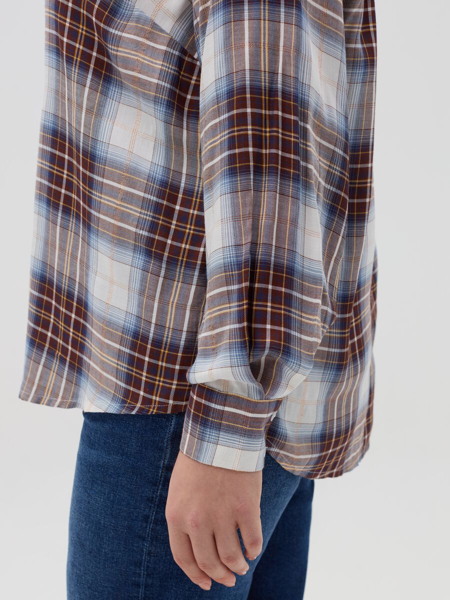 Curvy check flannel shirt with lurex_2