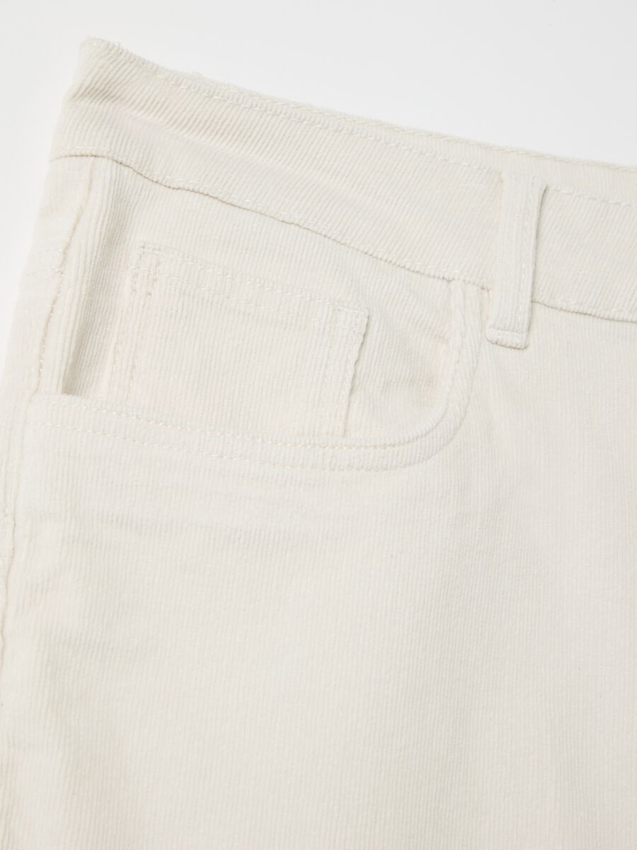 Corduroy trousers with five pockets_5