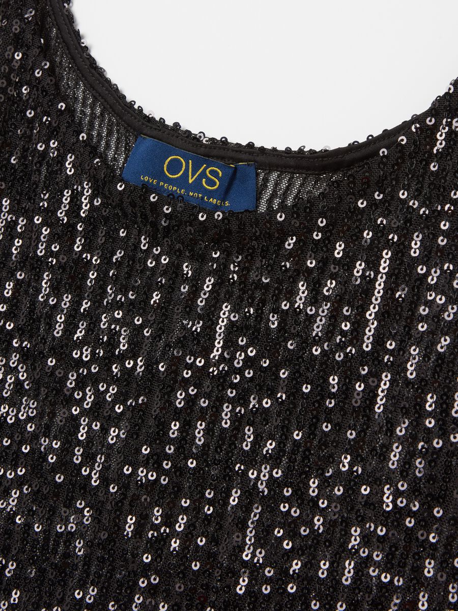 Top with all-over sequins_5