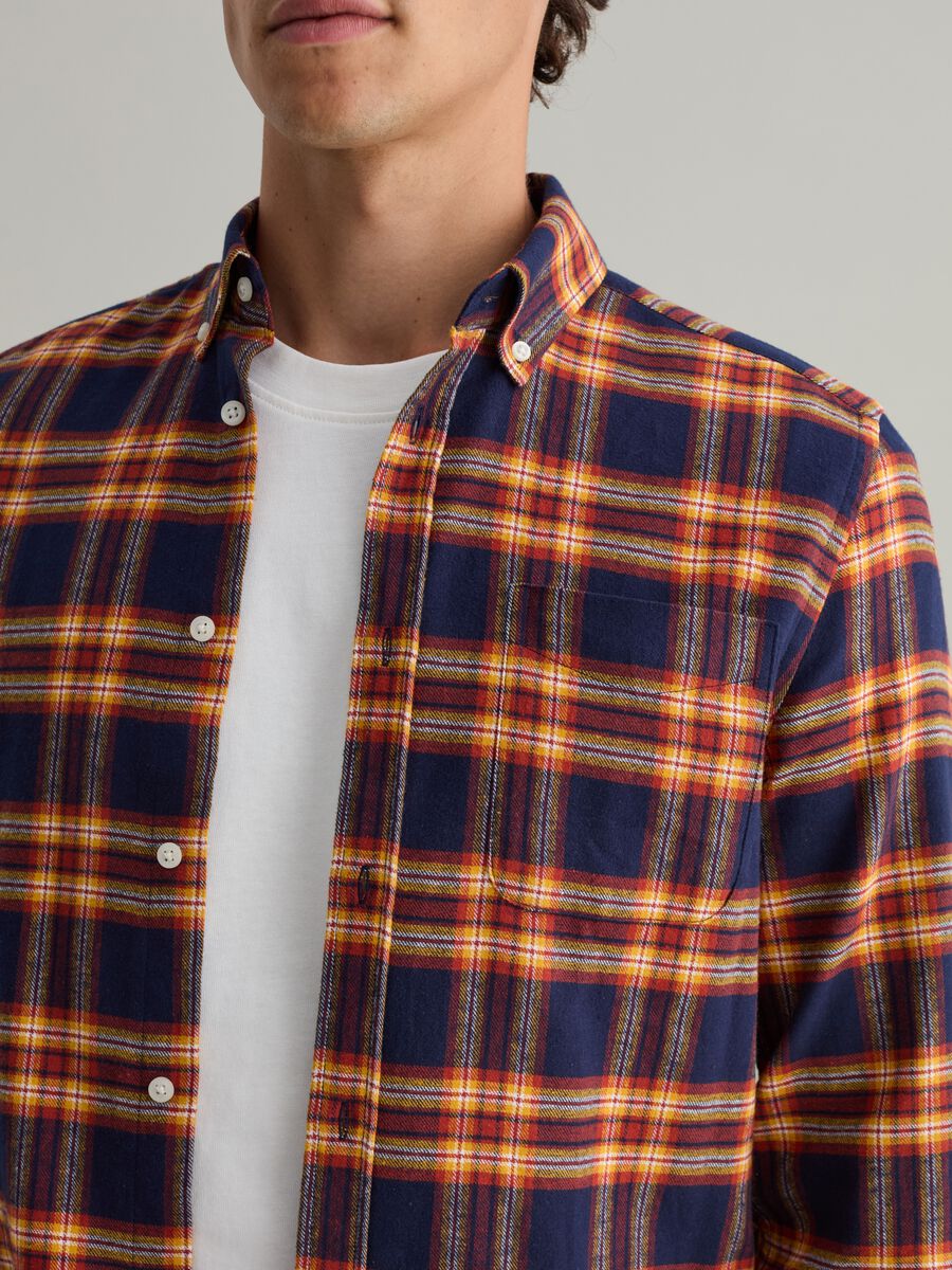 Flannel shirt with check pattern_2