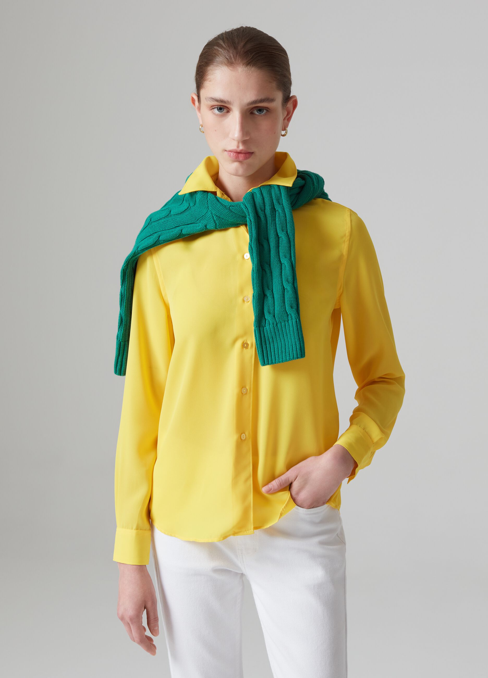 Solid colour crêpe shirt