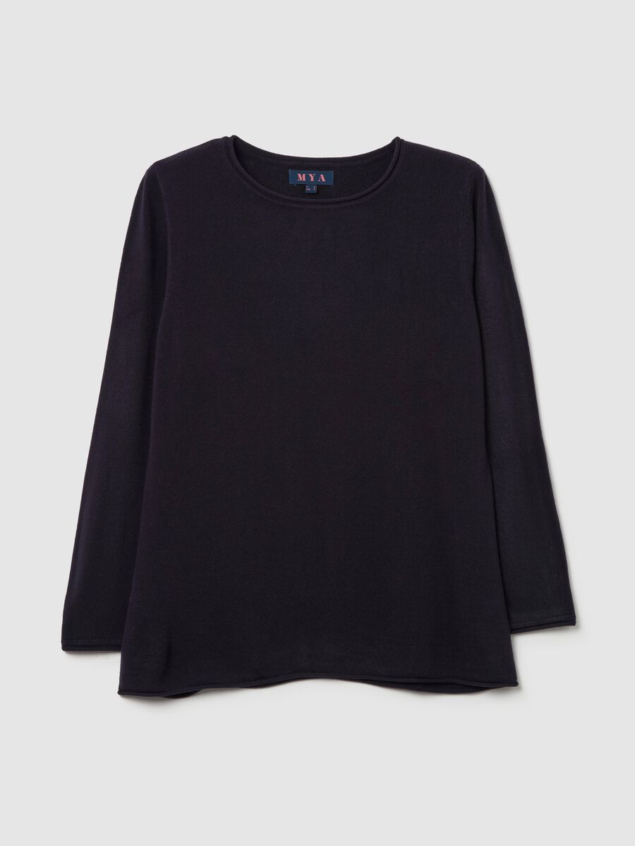 Curvy long-sleeved top_0