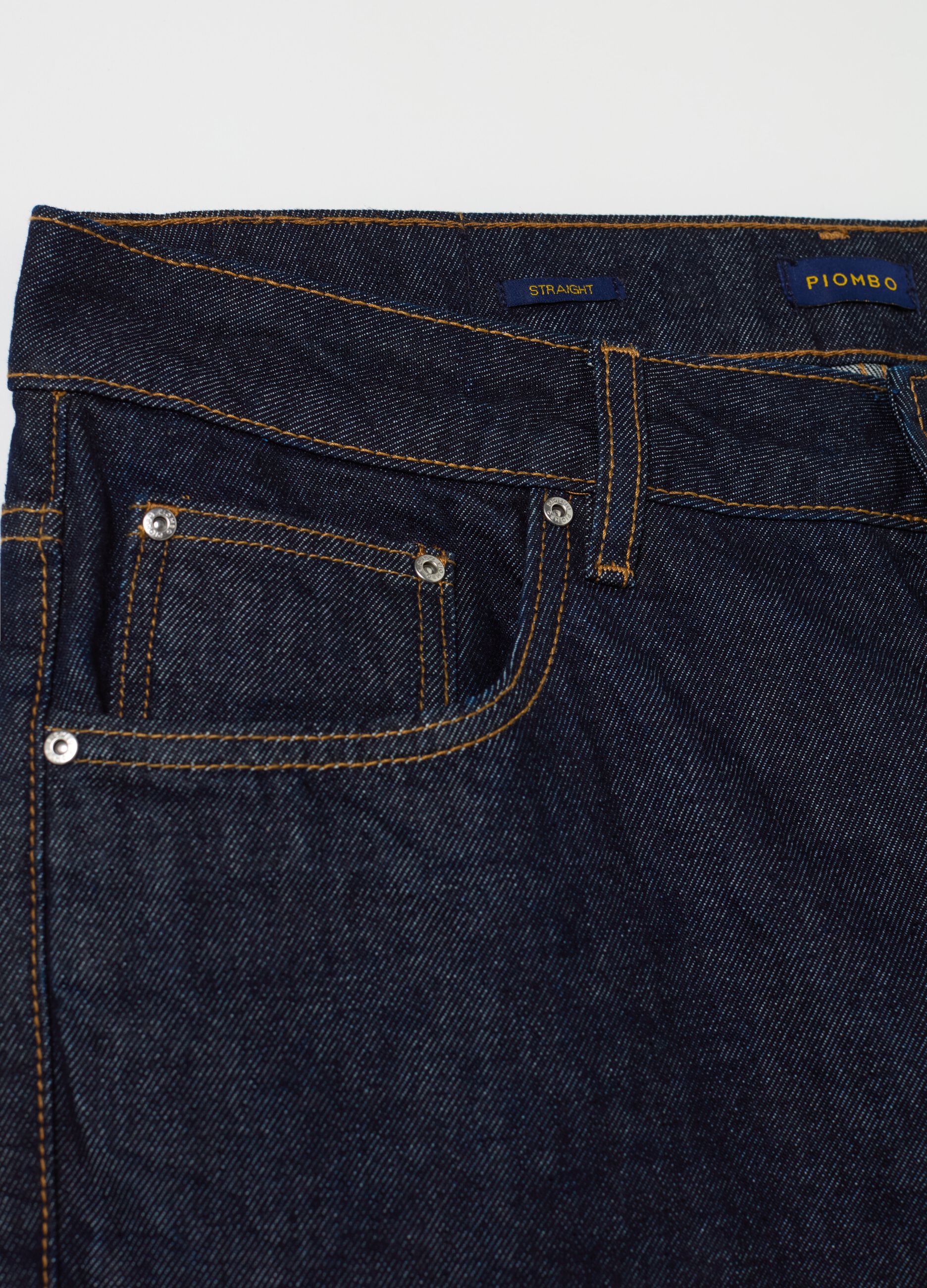 Five-pocket,straight-fit jeans