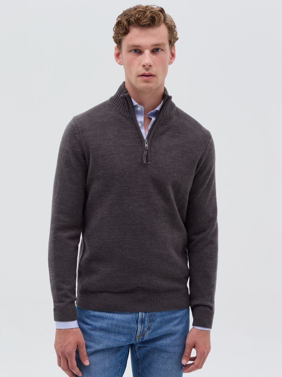 Pullover with half-zip neckline_1