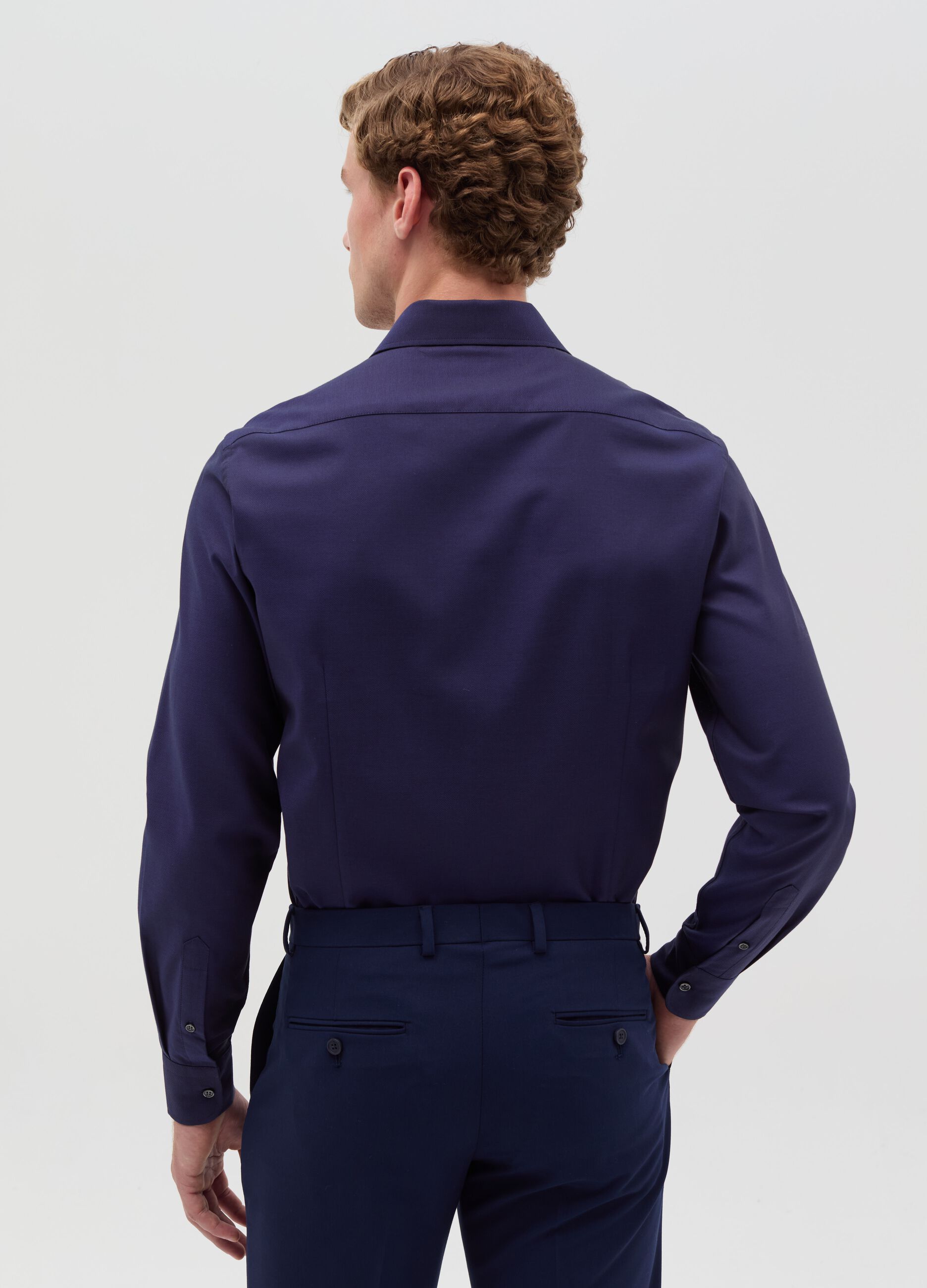 Slim-fit easy-iron shirt