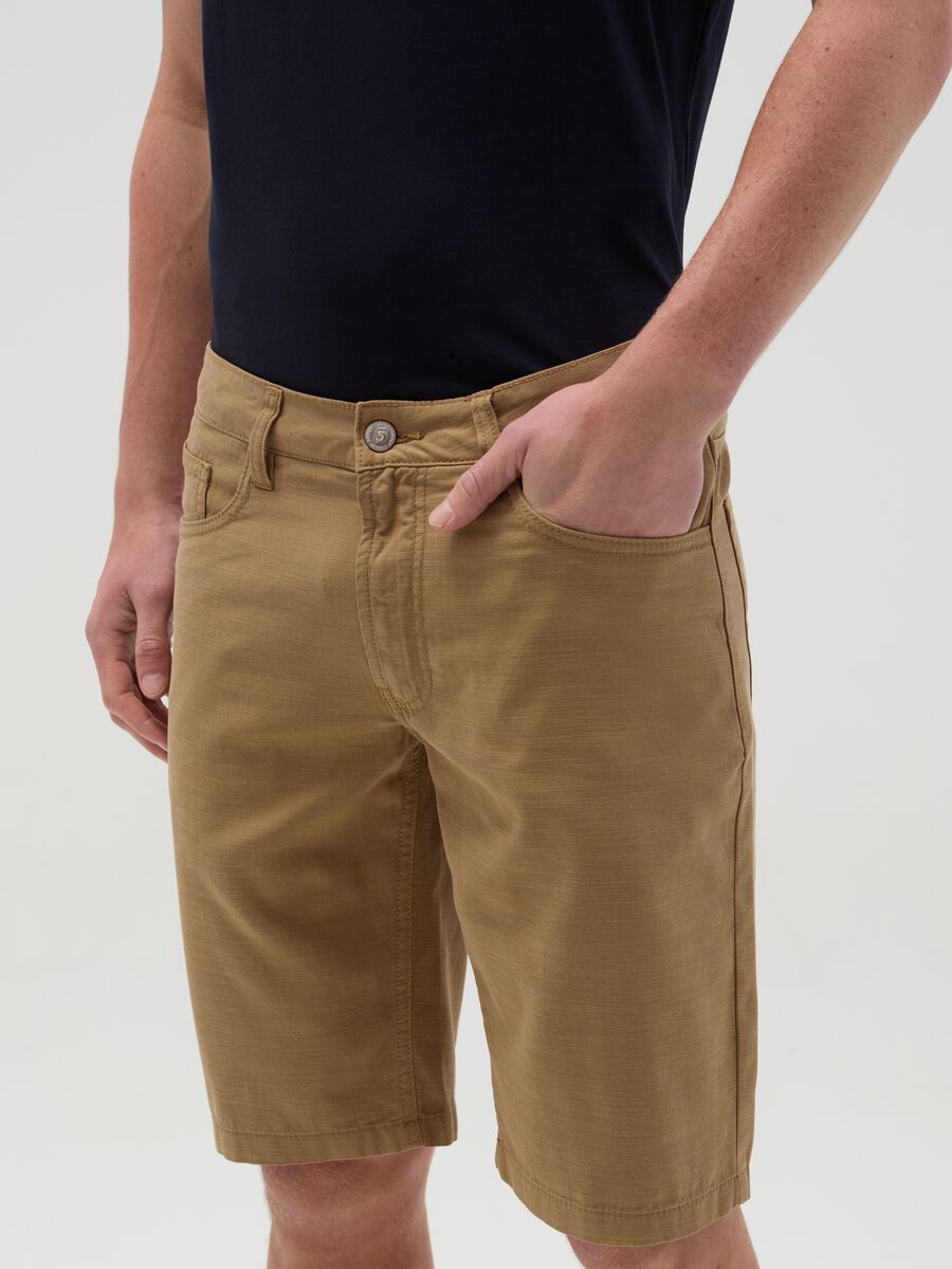 Bermuda shorts with five pockets in cotton and linen_1