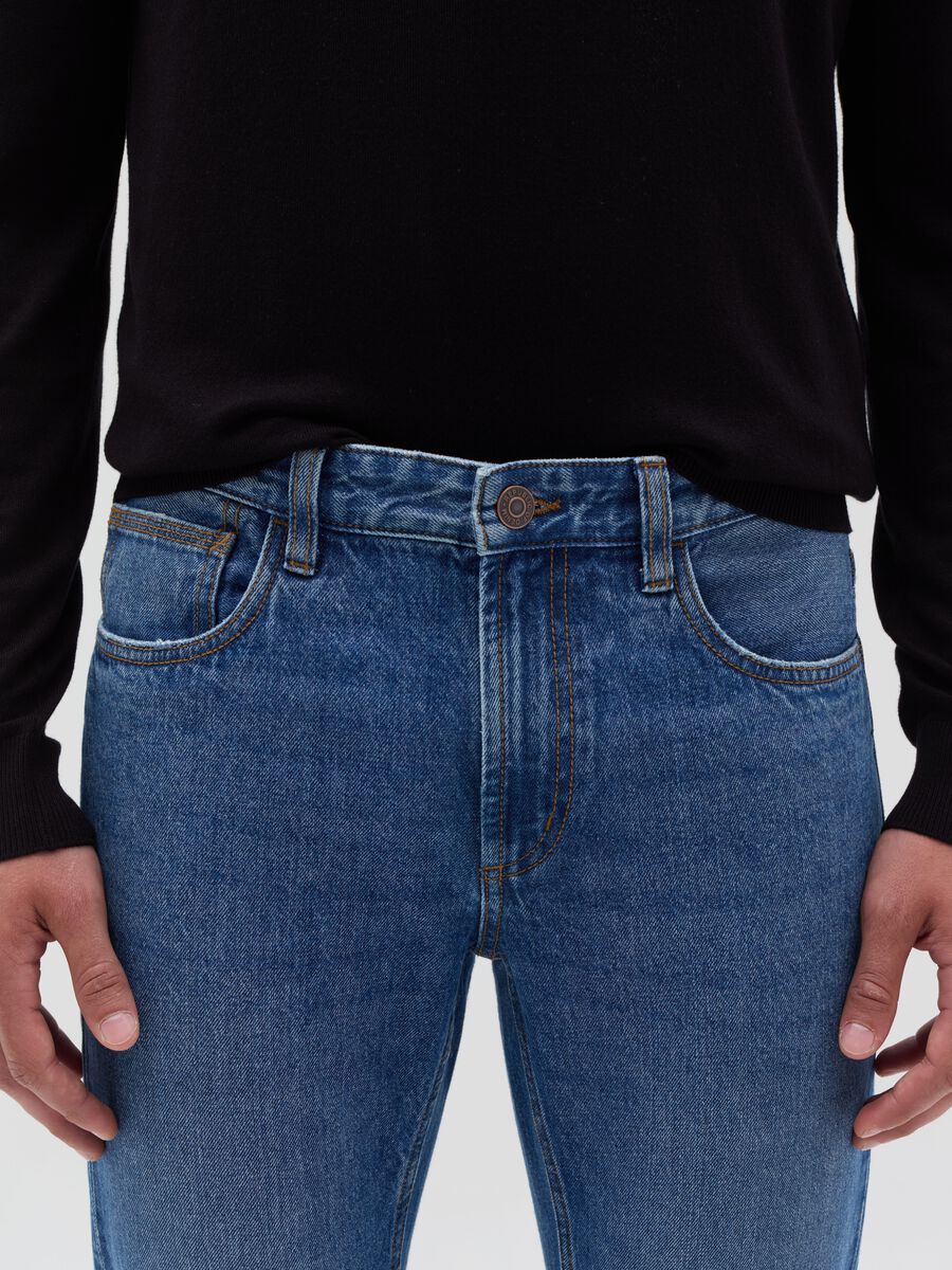 Regular-fit jeans with five pockets_3