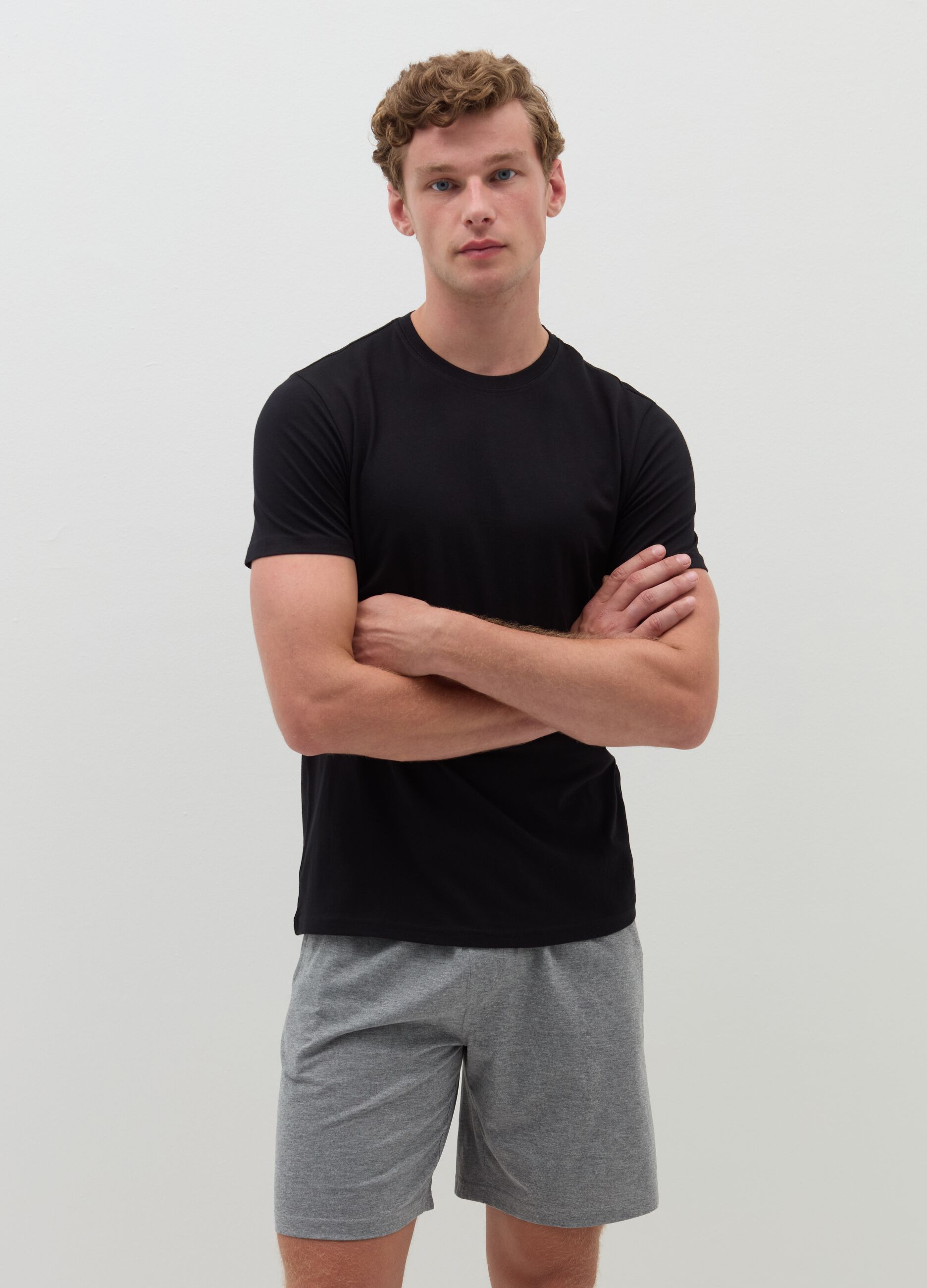 Organic cotton undershirt with round neck