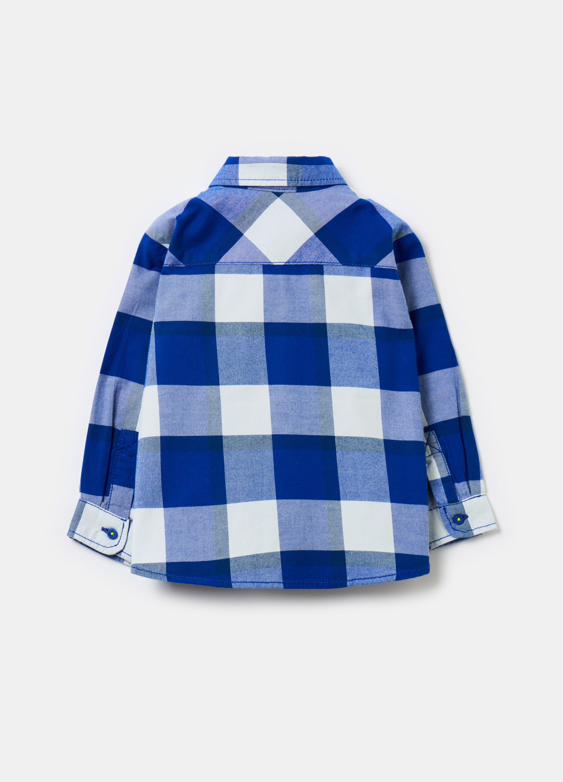 Flannel shirt with a chequered print