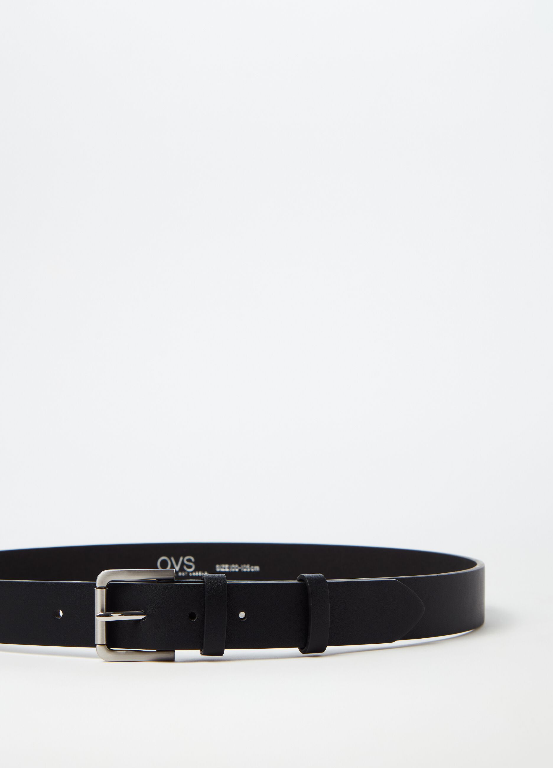 Belt with roller buckle