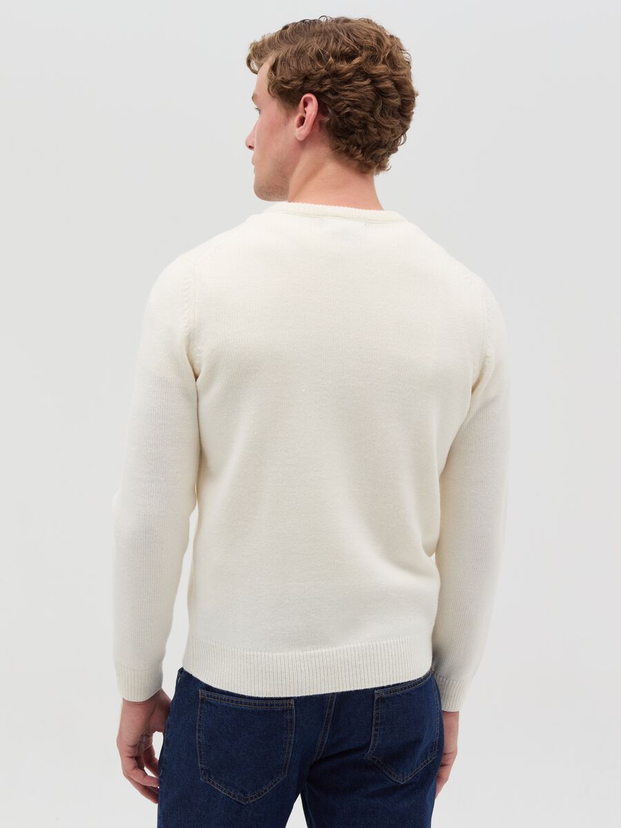 Round neck pullover_2