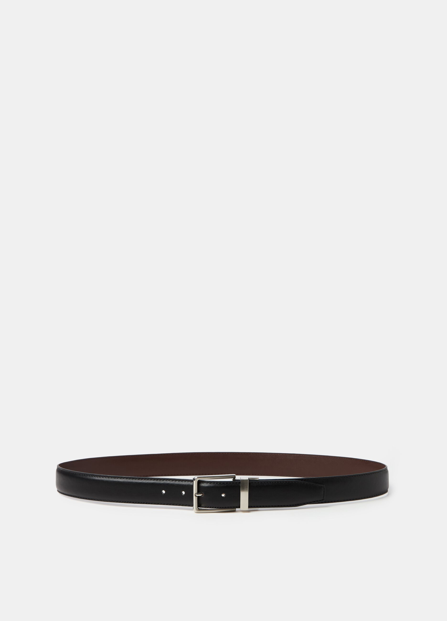 Reversible belt