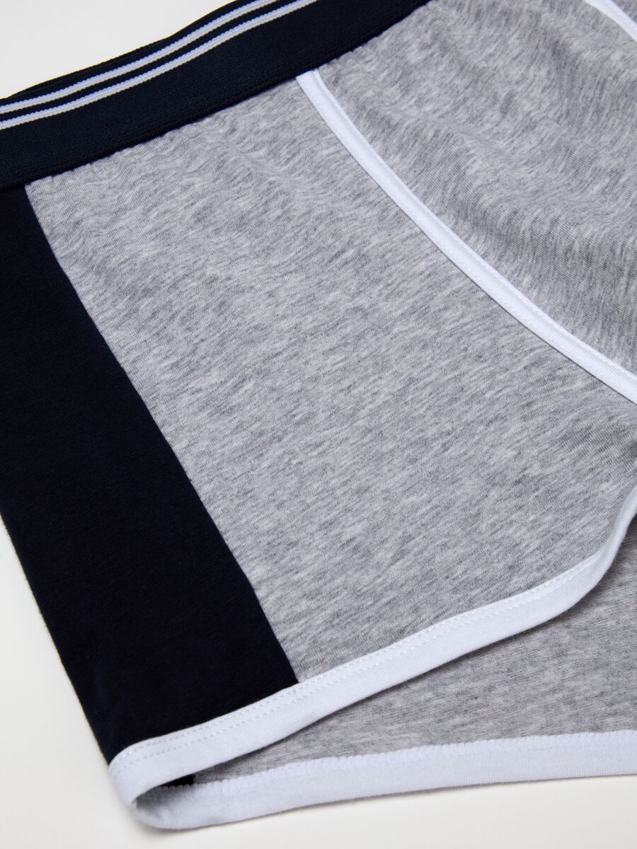 Boxer shorts with contrasting details_5