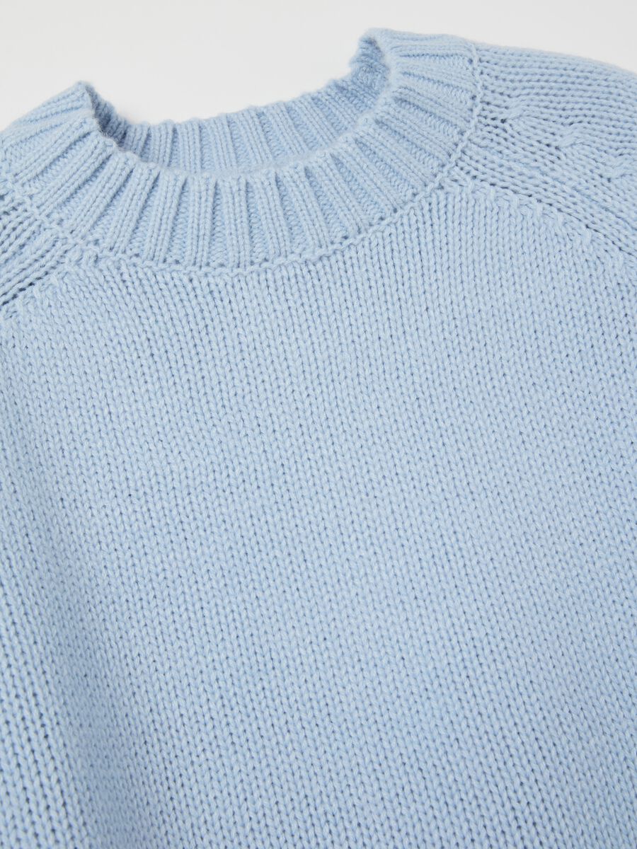 Pullover with raglan sleeves_5