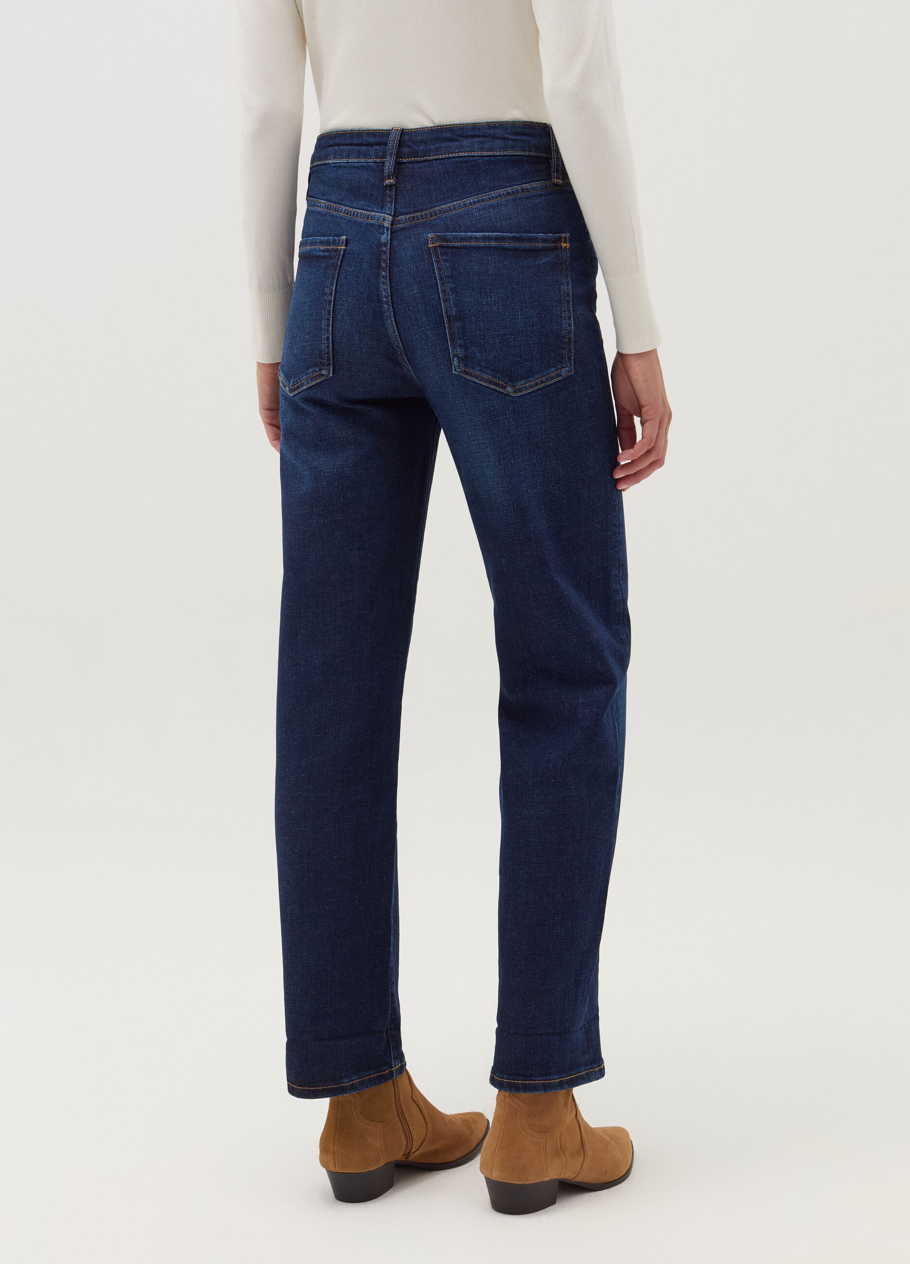 Straight-fit stretch jeans