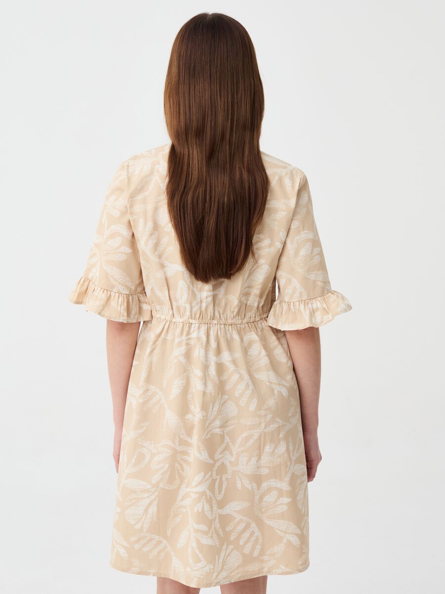 Short dress with flounced sleeves_2