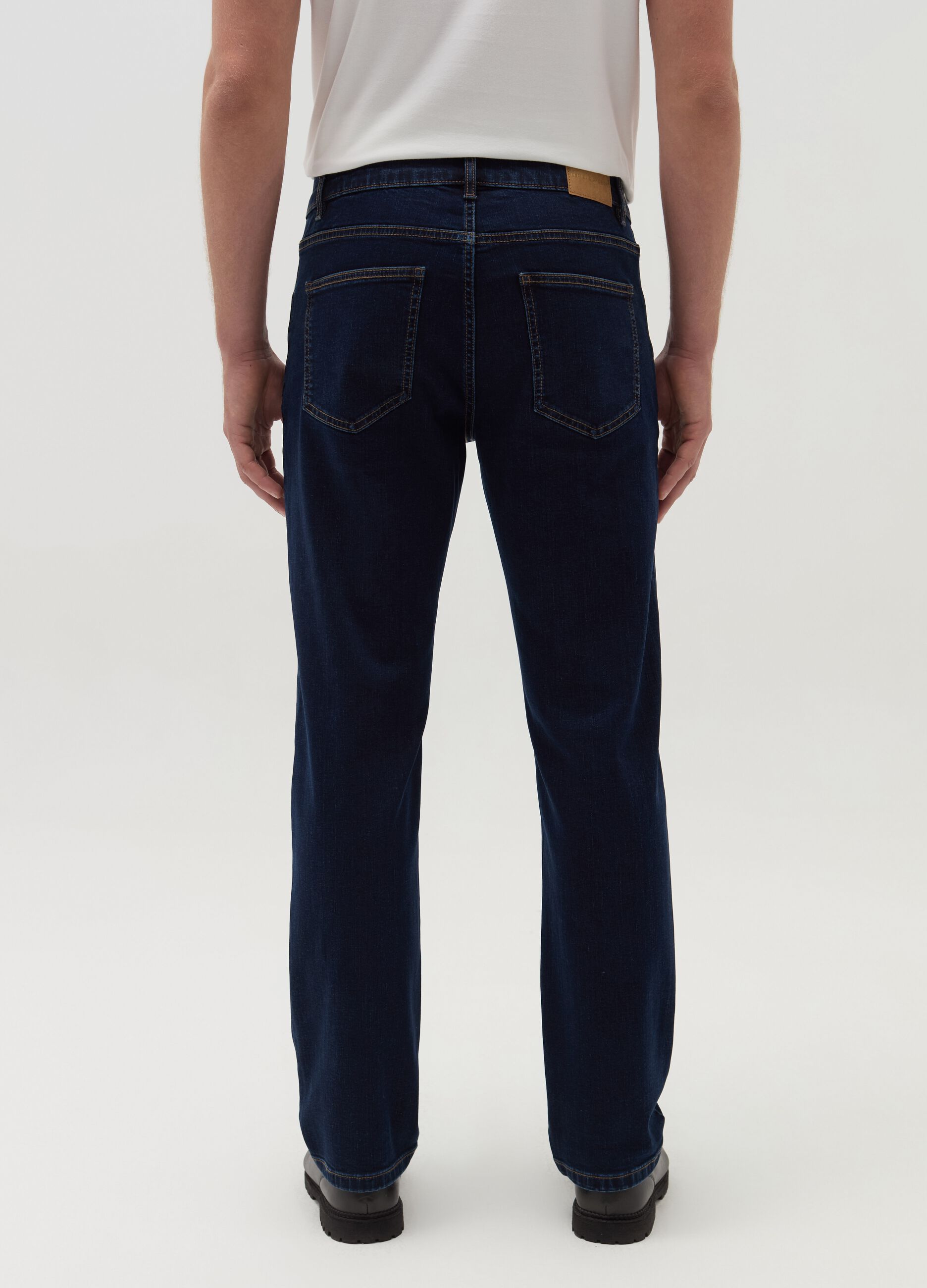 Regular-fit jeans with five pockets