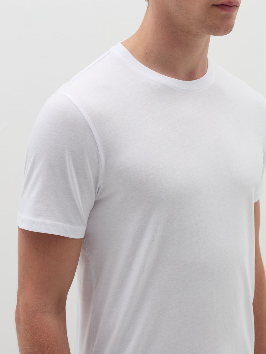 Organic cotton undershirt with round neck_1