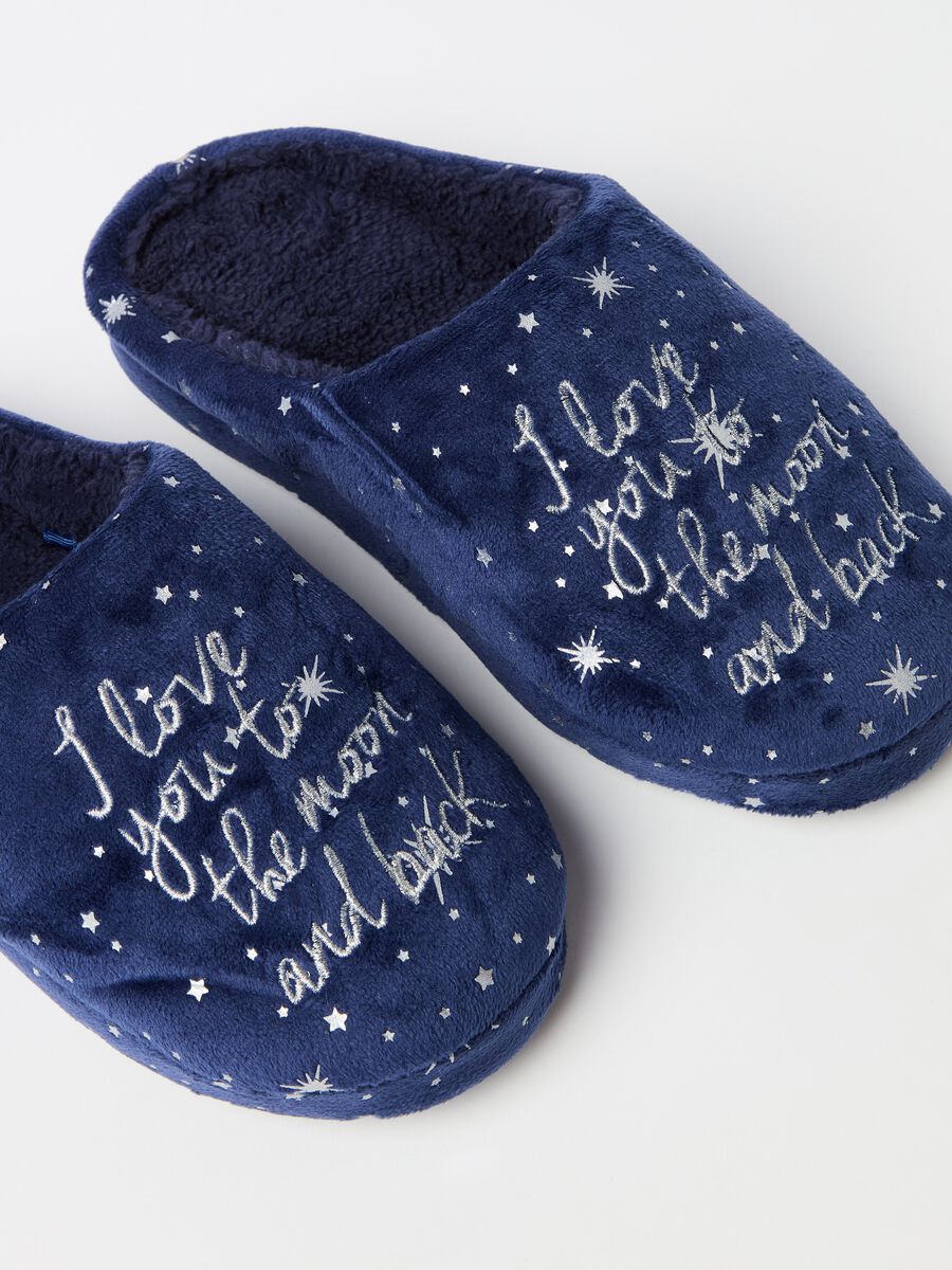 Velour slippers with stars and lettering_1