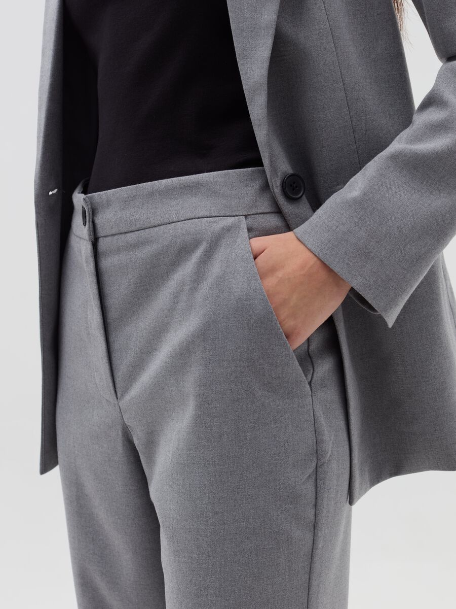 Straight-fit trousers with turn ups_3