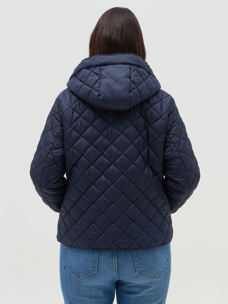 Curvy down jacket with diamond quilting_2