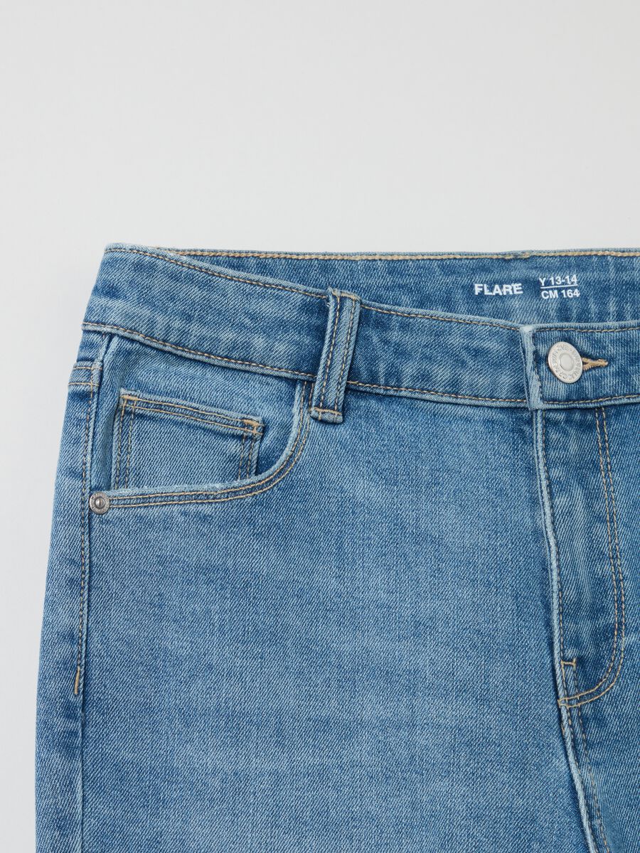 Flare-fit jeans with five pockets_2