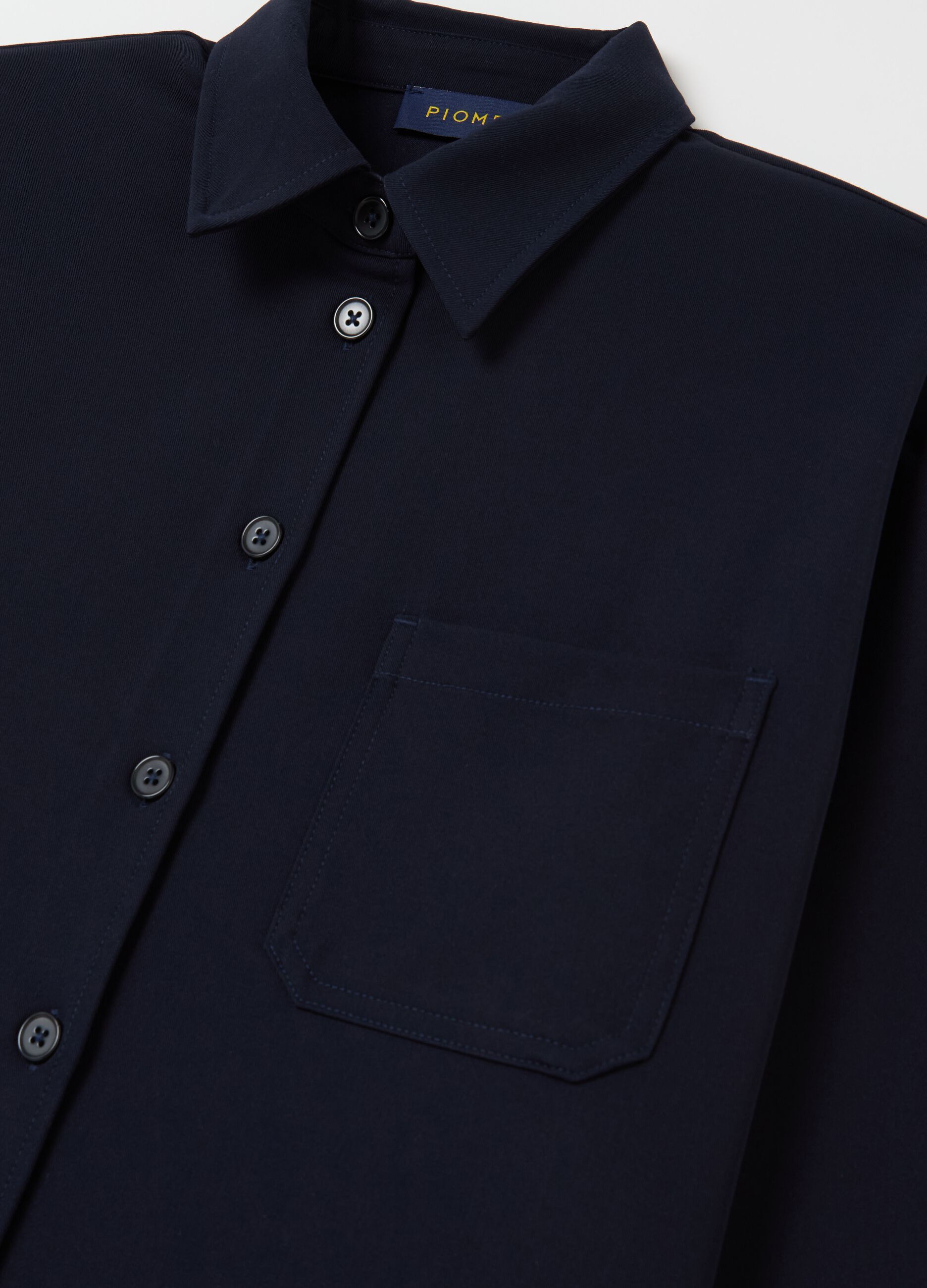 Contemporary shirt with pocket