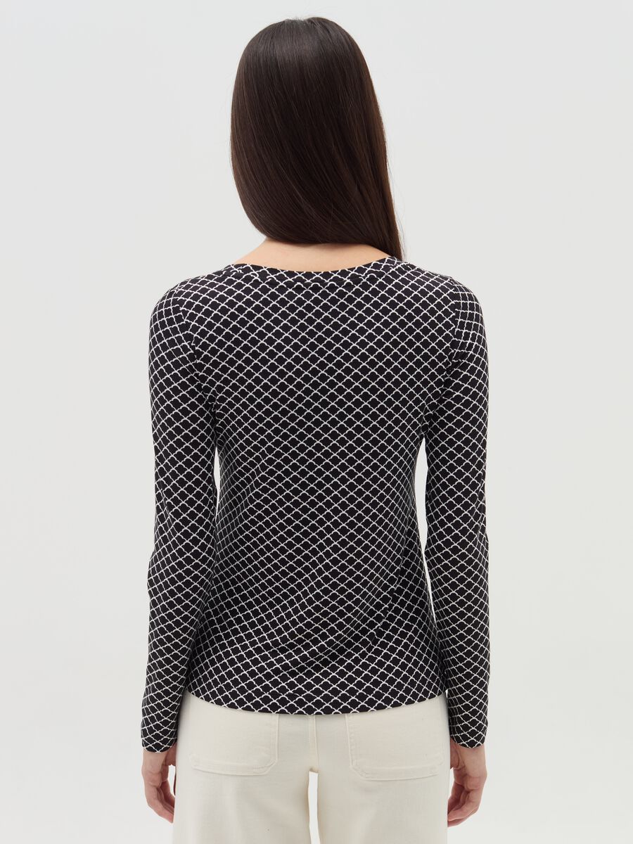 Patterned long-sleeved T-shirt_2