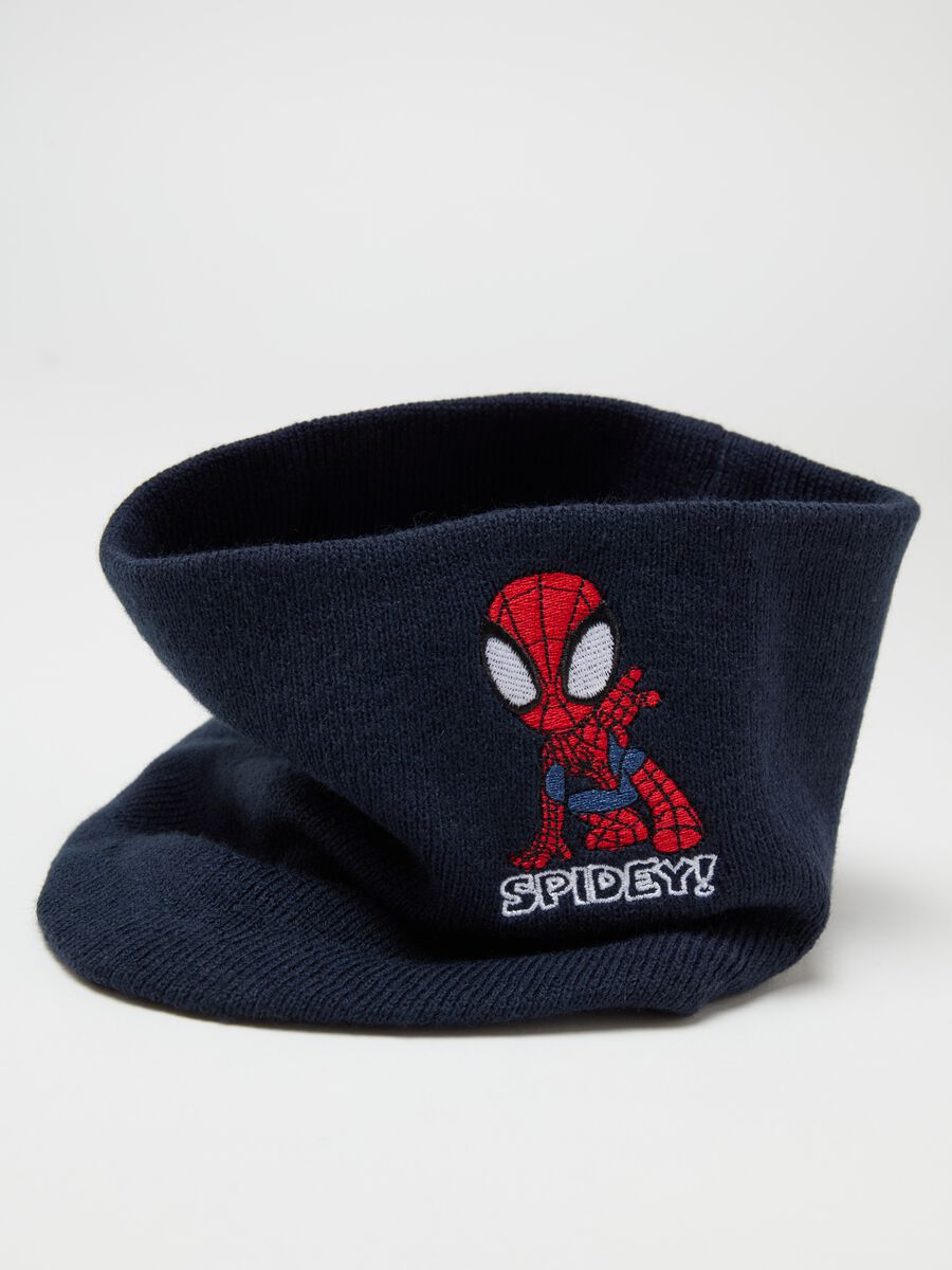 Knitted neck warmer with Spidey embroidery_2