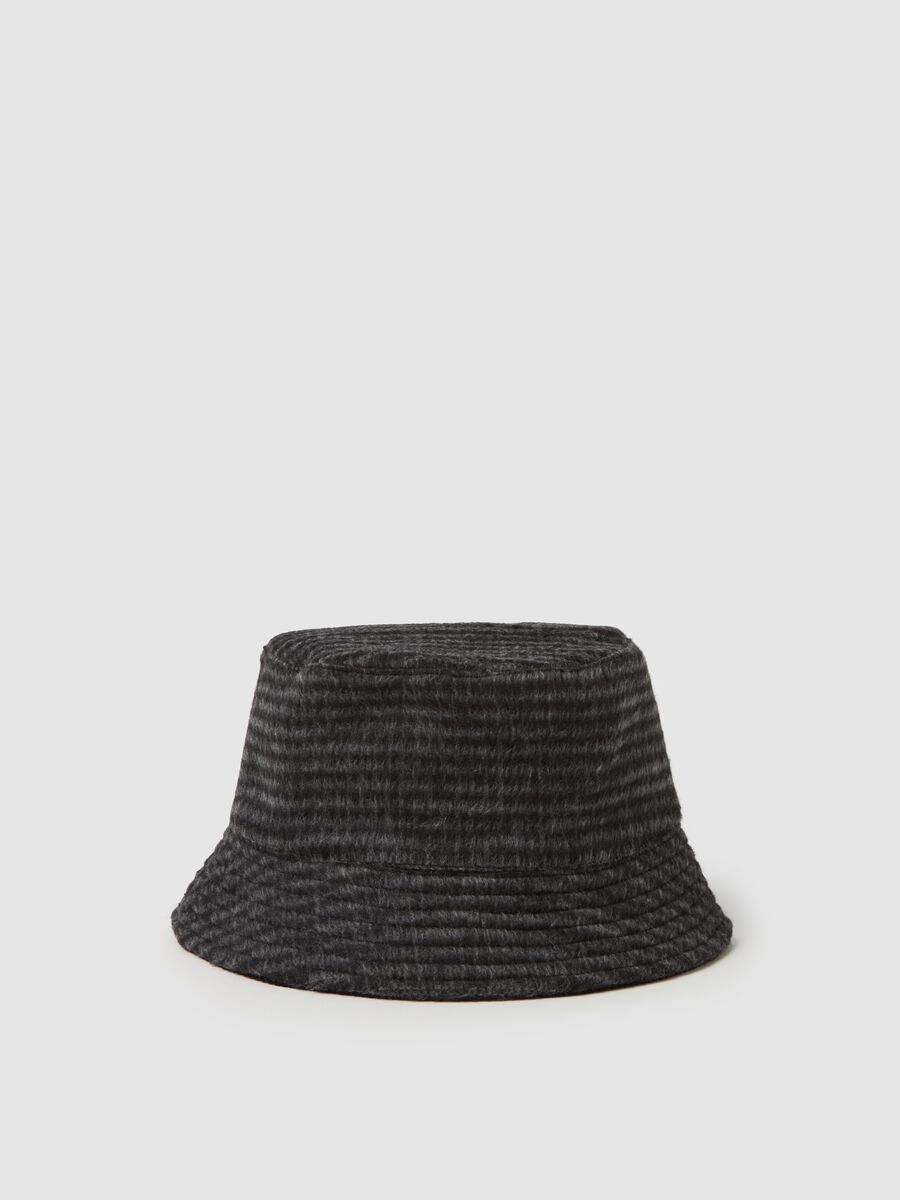 Two-tone cloche hat_0