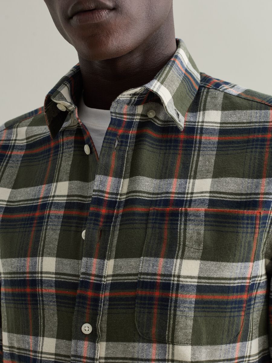 Flannel shirt with check pattern_2