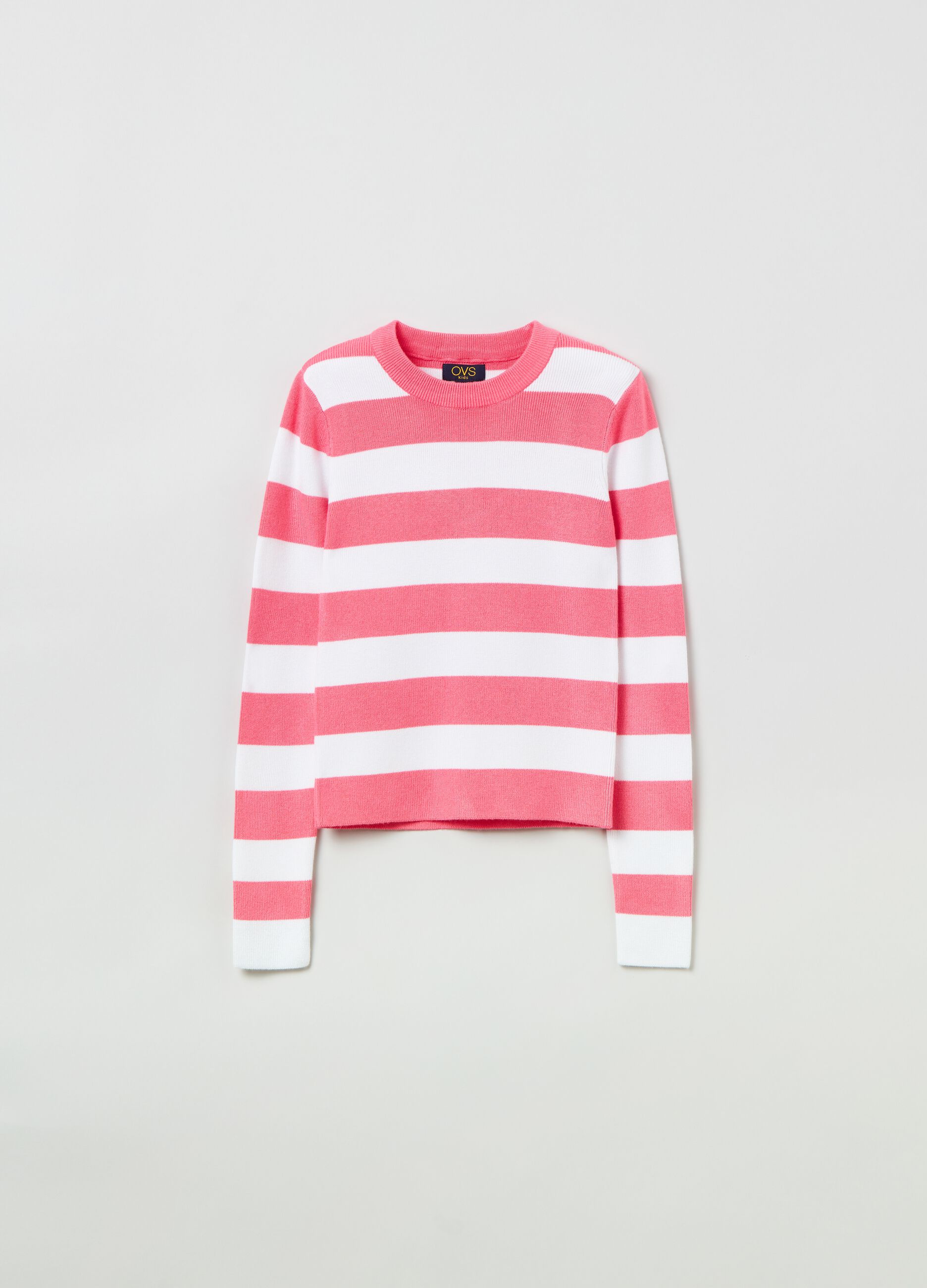 Round neck pullover with stripes
