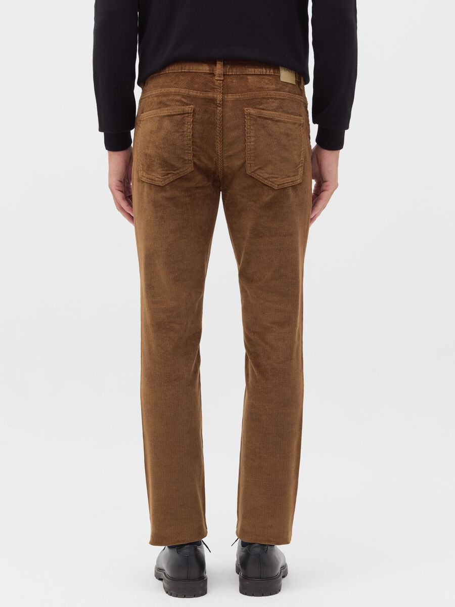 Trousers with five pockets in corduroy_2