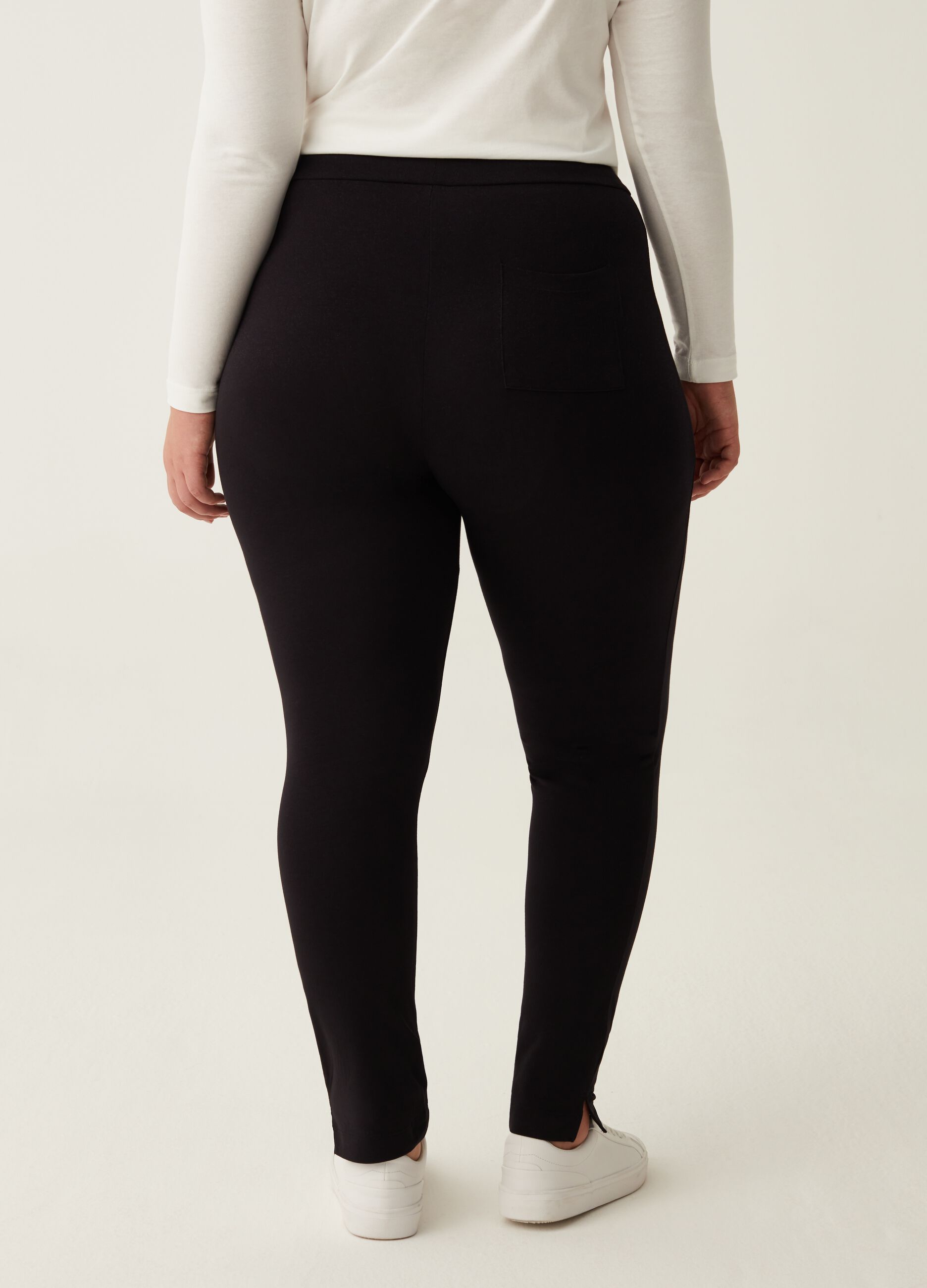 Curvy stretch leggings with splits