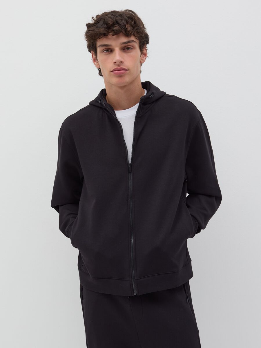 Full-zip fleece sweatshirt with hood and drawstring_1