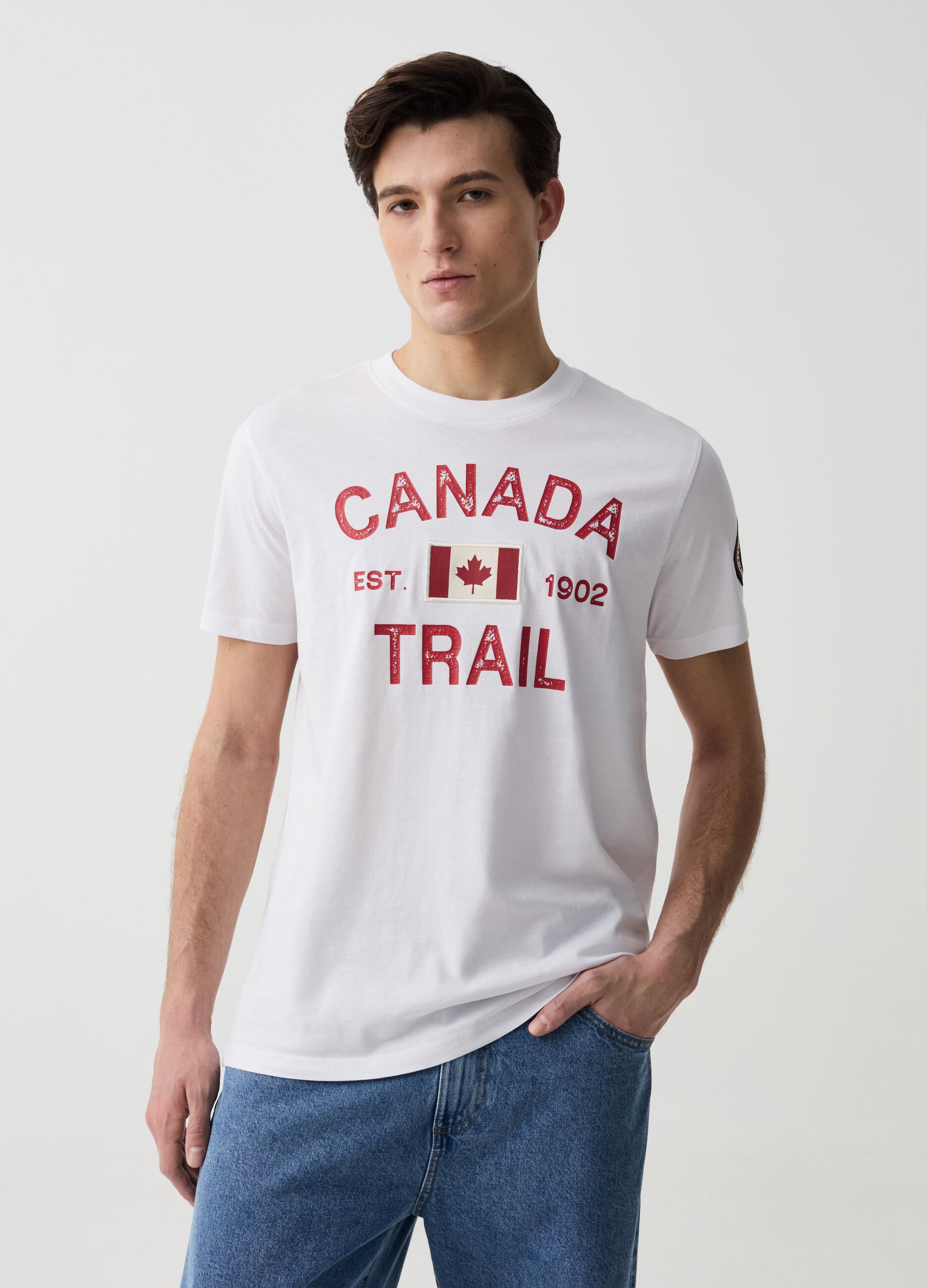 T-shirt with Canada Trail print