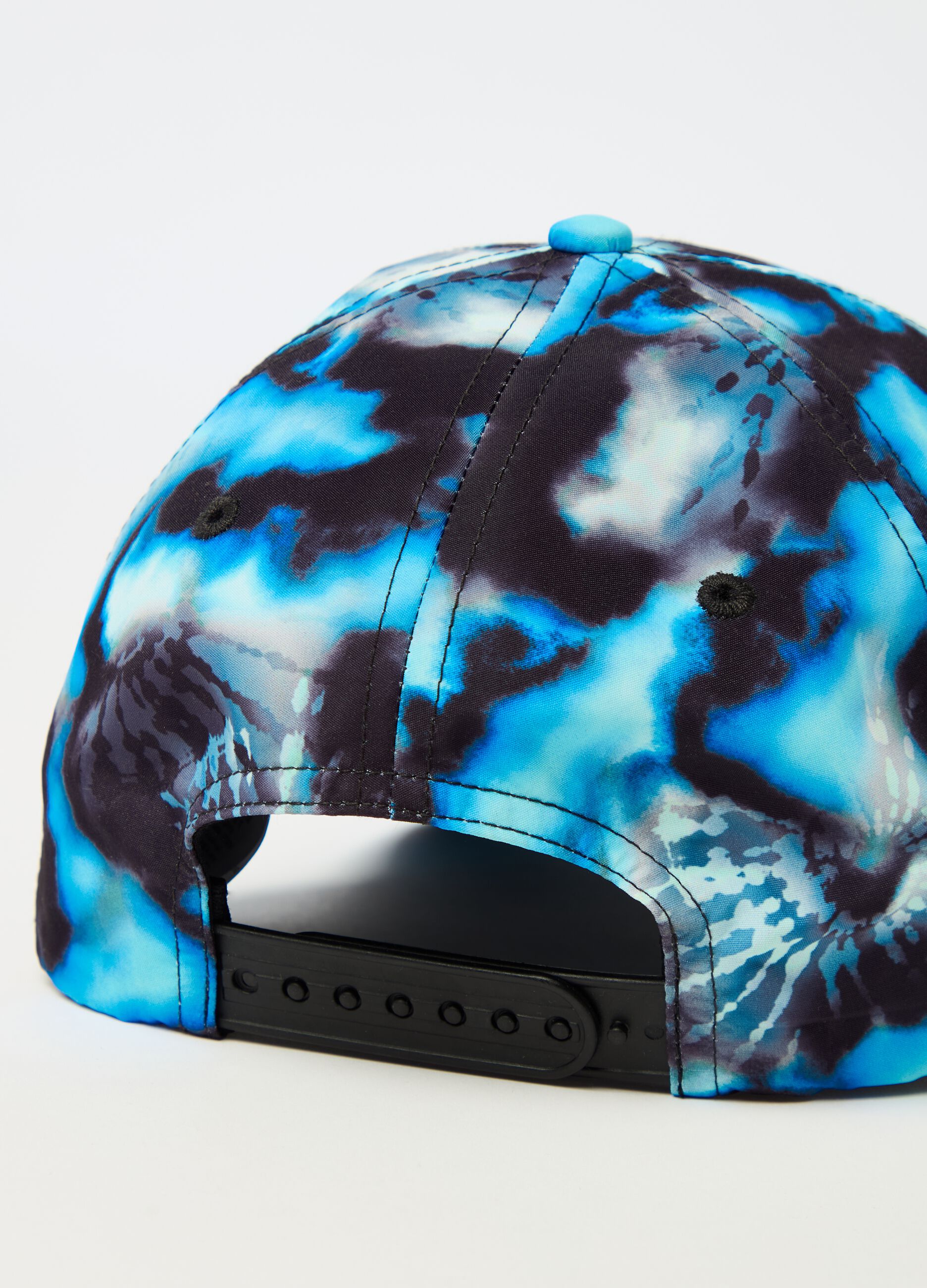 Tie-dye baseball cap with patch with logo