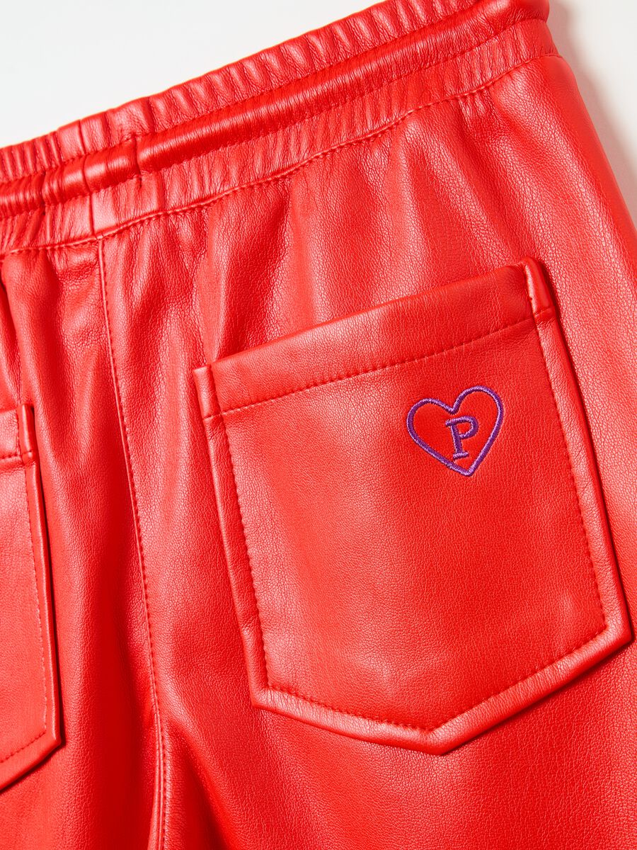 Glossy-effect trousers with drawstring_3