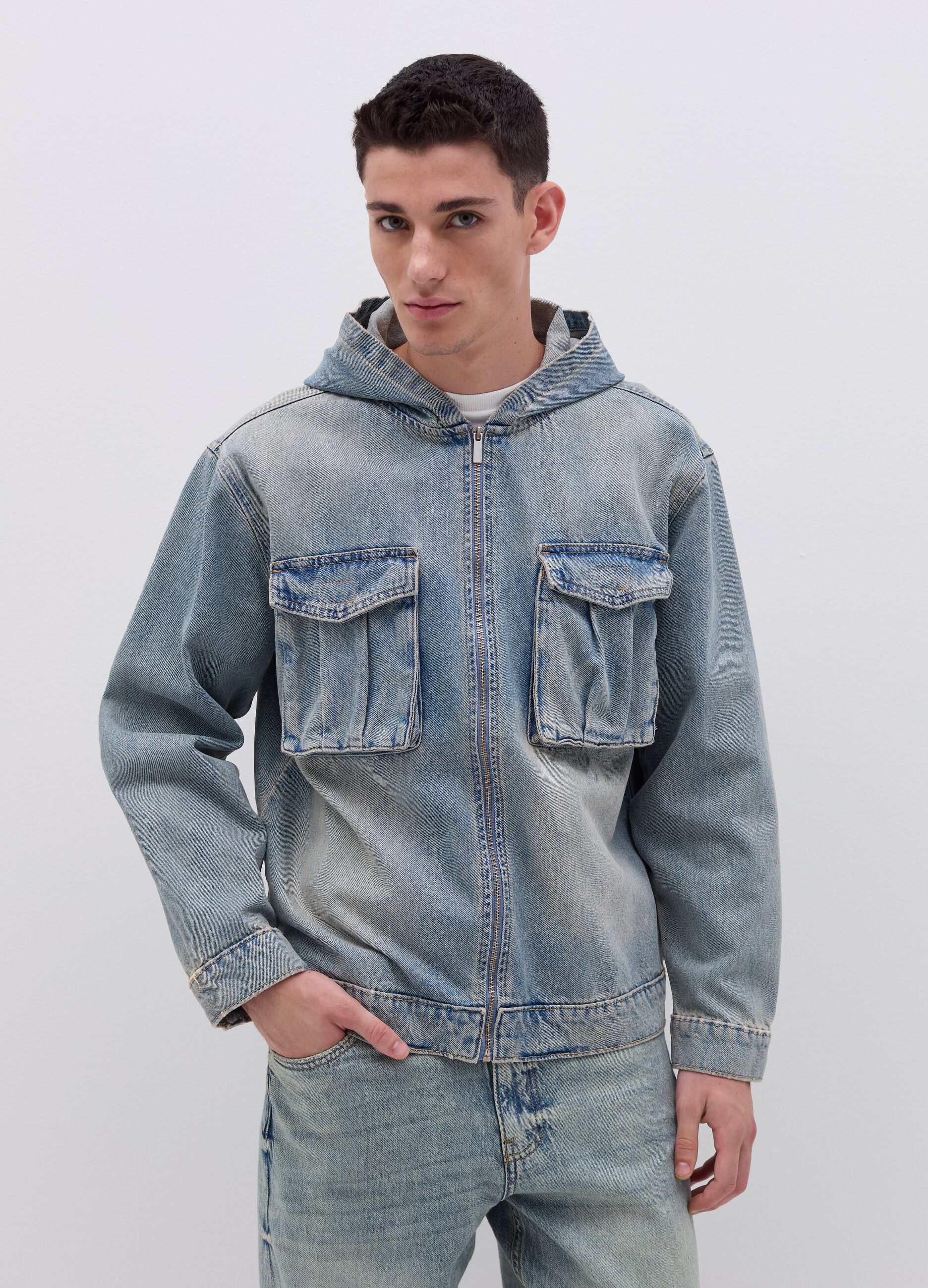 Short denim jacket with hood