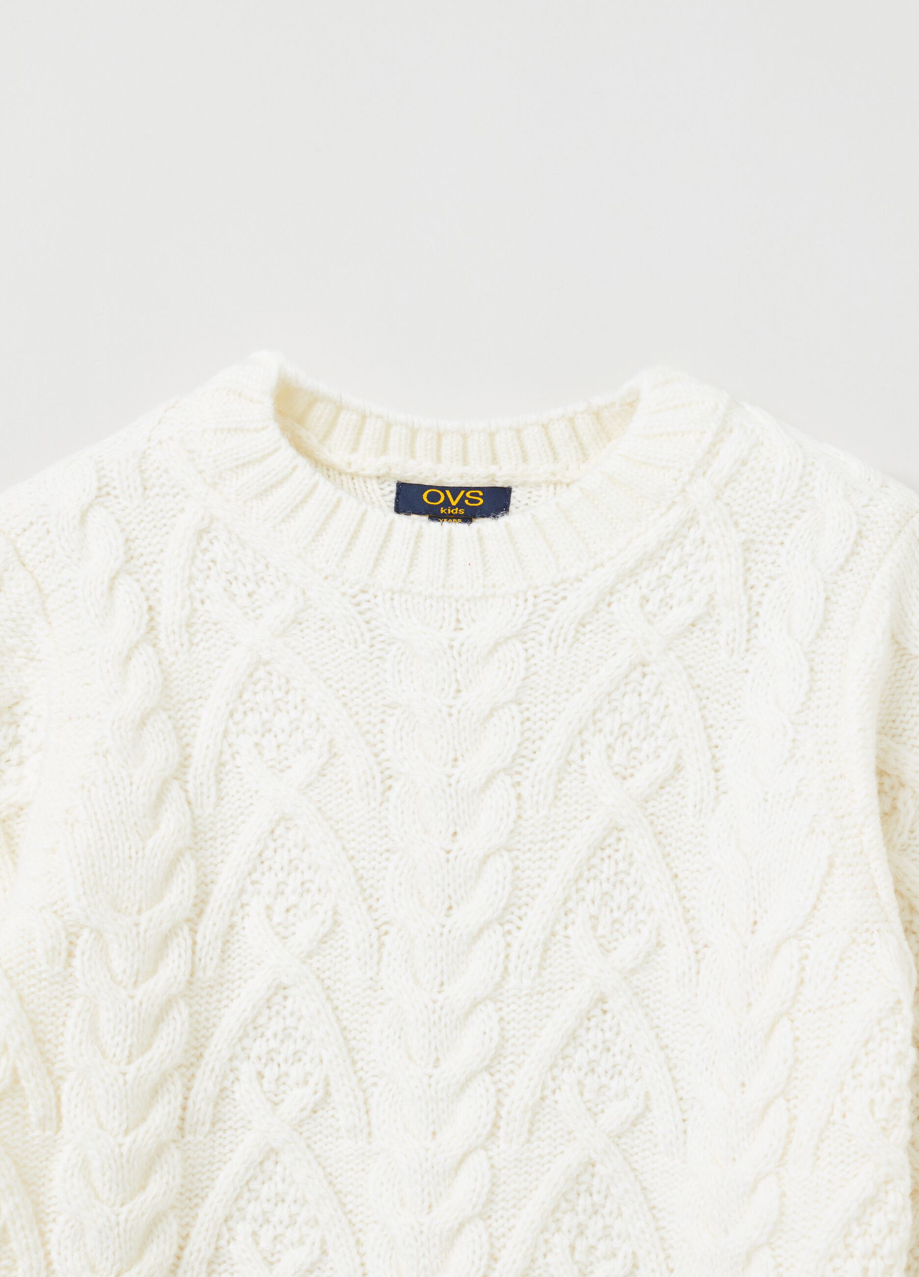 Pullover with cable-knit design