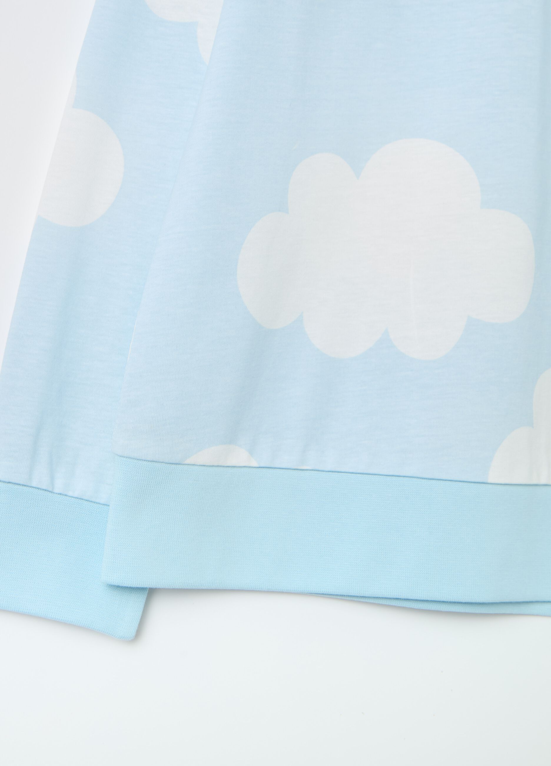 Full-length pyjamas with cloud print